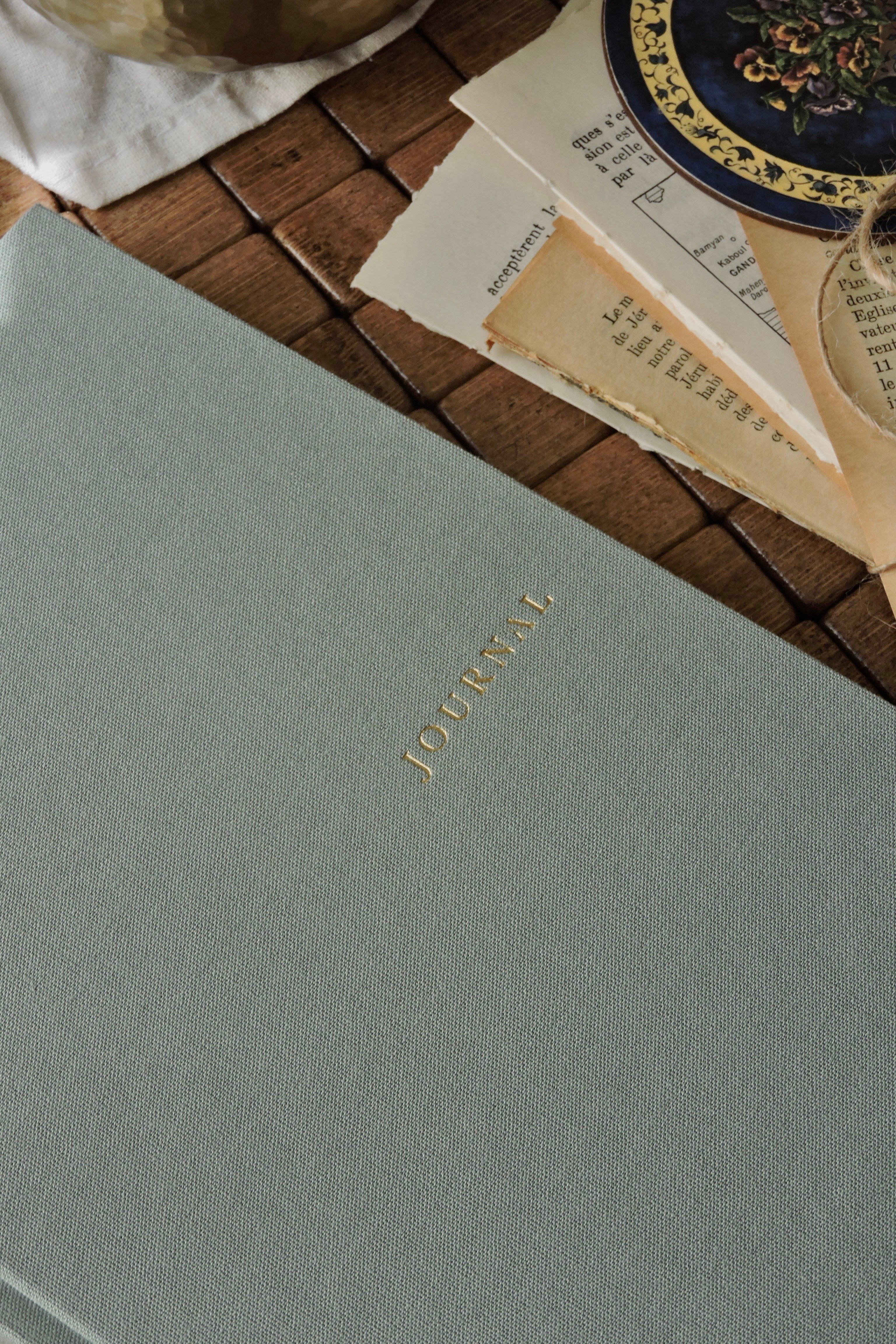 Nova Crafts Keten Journal Yaldız Kenar Çizgili Defter 17x24 cm. 110 gr. Ivory 200 sy. Aqua Green
