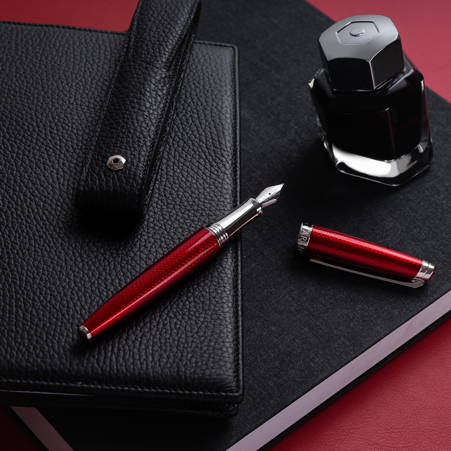 Caran d'Ache Leman Rouge Carmen Dolma Kalem  4799-580