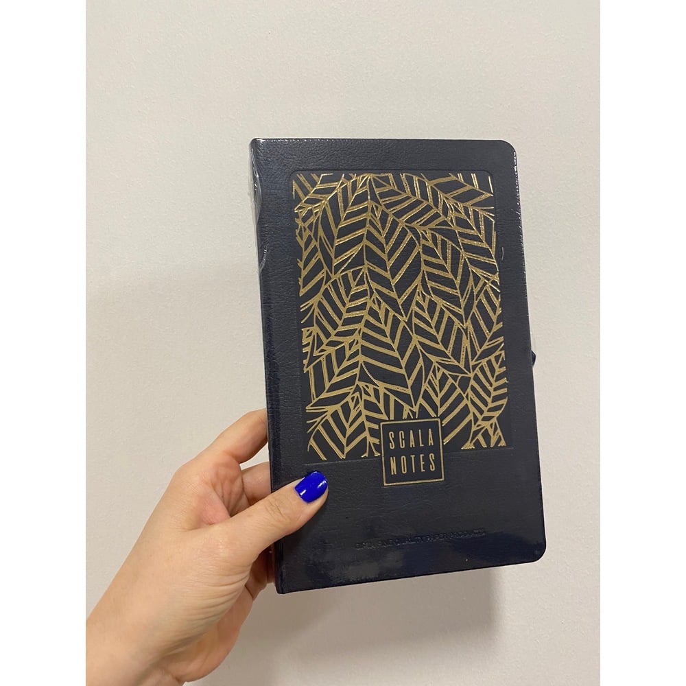 Gıpta Scala Notes Çizgisiz Defter - Altın Orta Boy Yapraklar Siyah