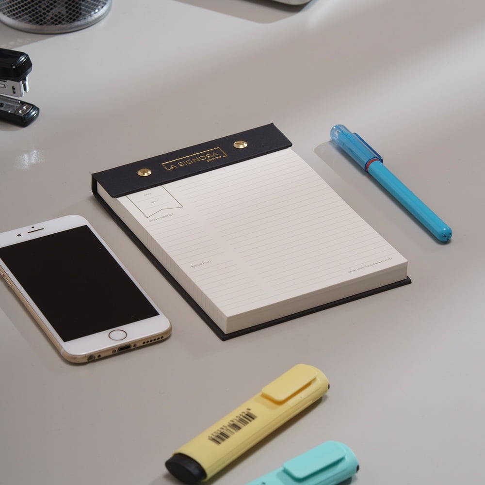La Signora Small Notepad Black