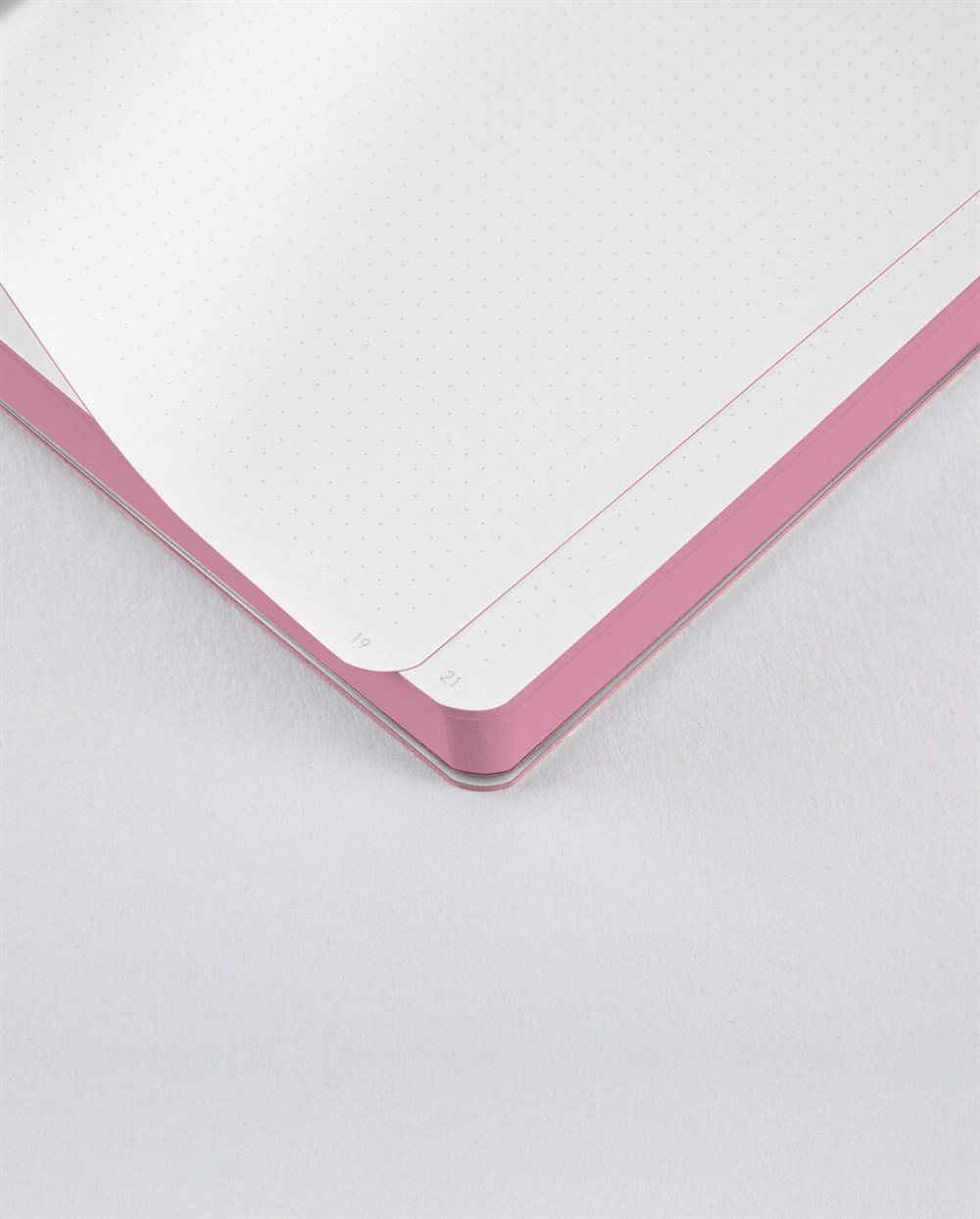 Nuuna Graphic L Noktalı Defter - Sweet Joe