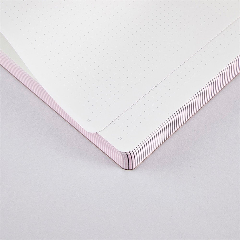 Nuuna  Graphic L - OX Defter