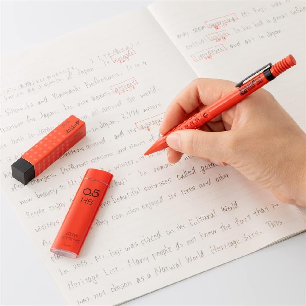 Pentel Smash Q1005 Kırmızı 0.5 Mekanik Uçlu Kalem