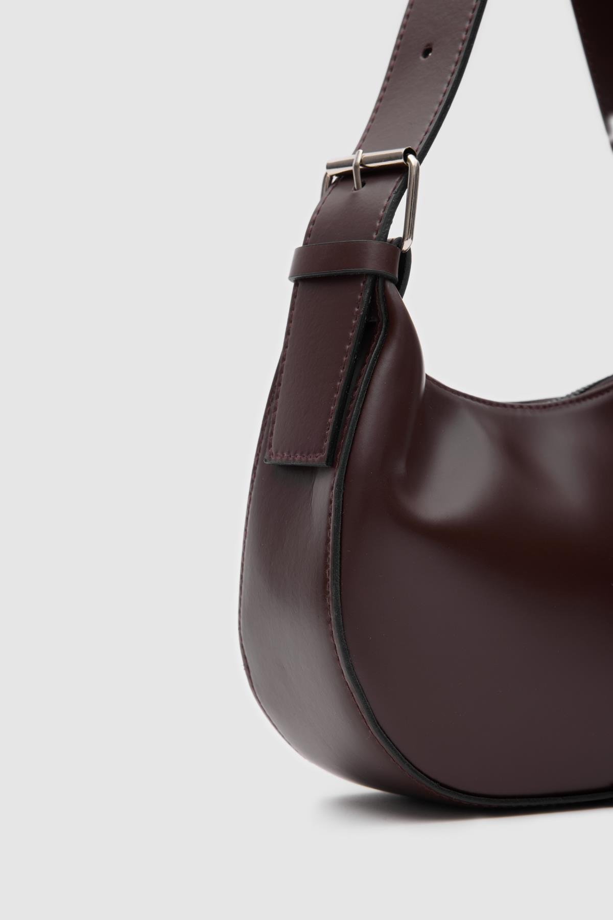 Giu Oval Baget Çanta Acı Kahve