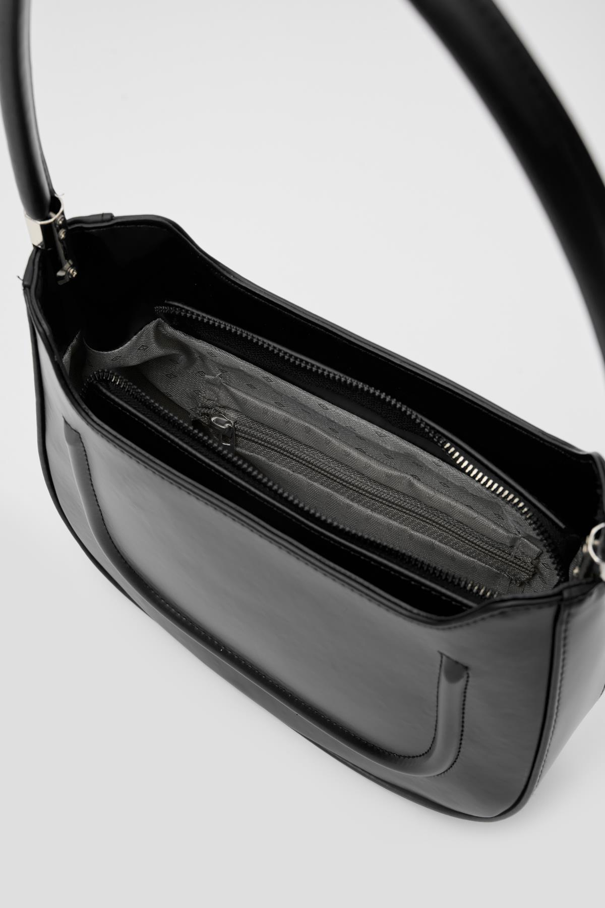 Oval  Baget Çanta Miku Siyah