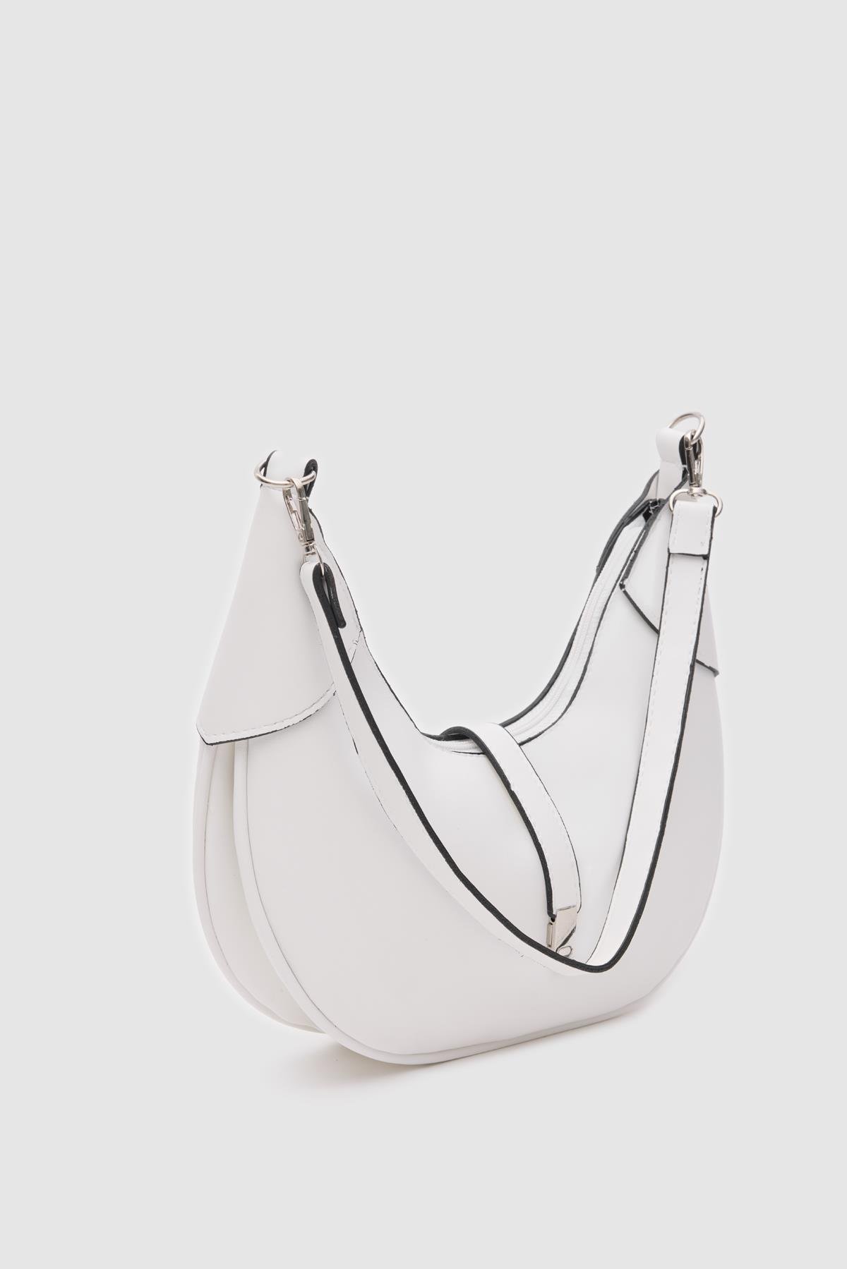 Oval Baget Çanta Suzu Beyaz
