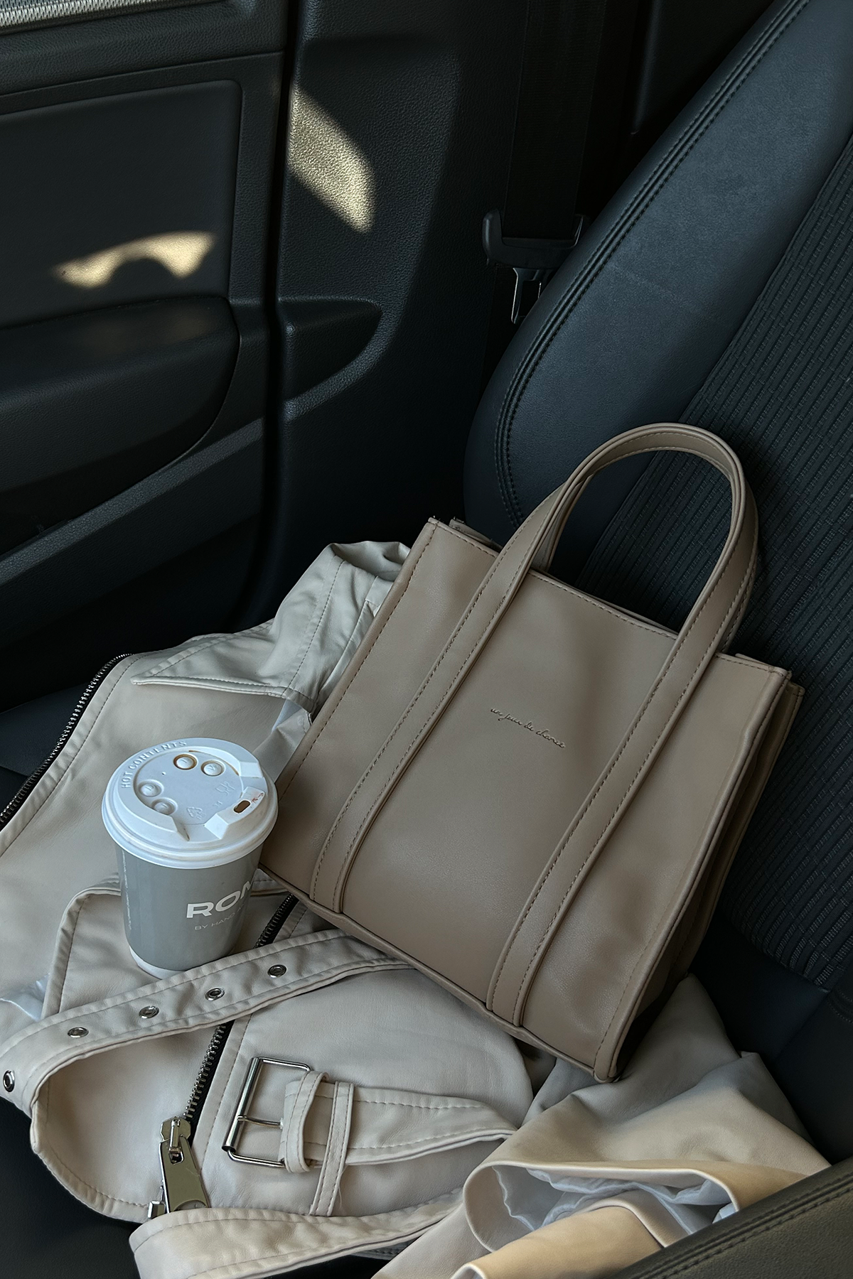 Suni Deri Medium Tote Bag Glenn Vizon
