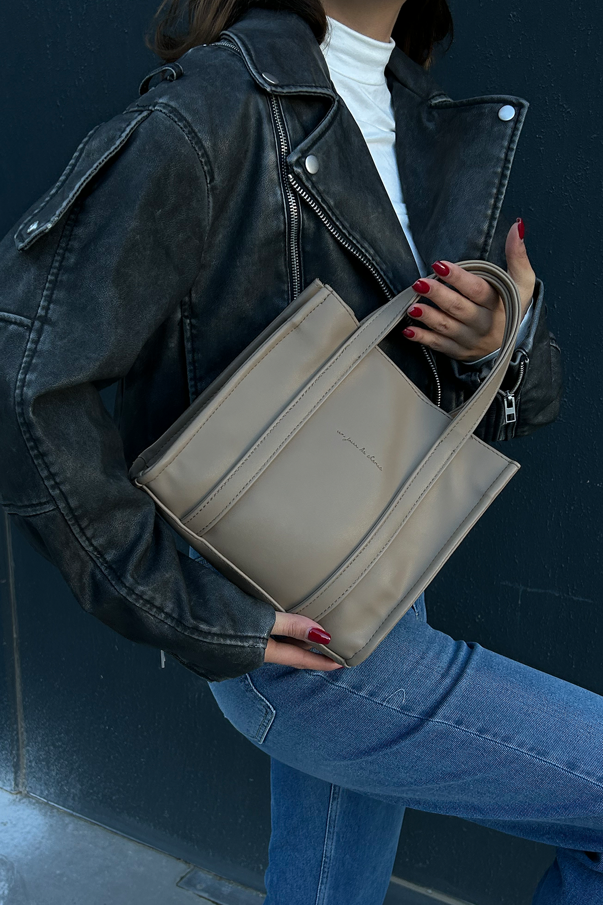 Suni Deri Medium Tote Bag Glenn Vizon