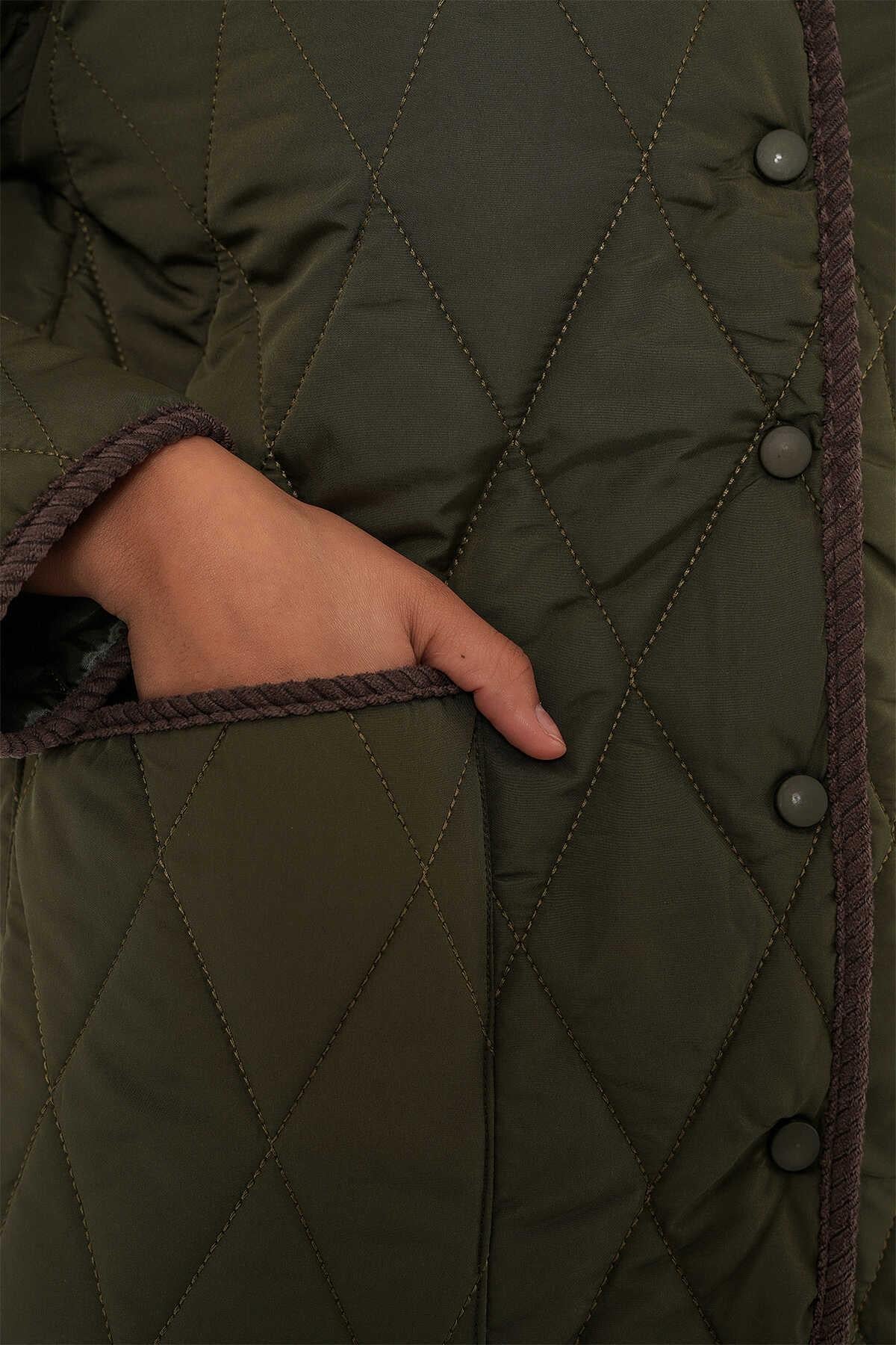 5226 Kapitone Oversize Mont - Haki