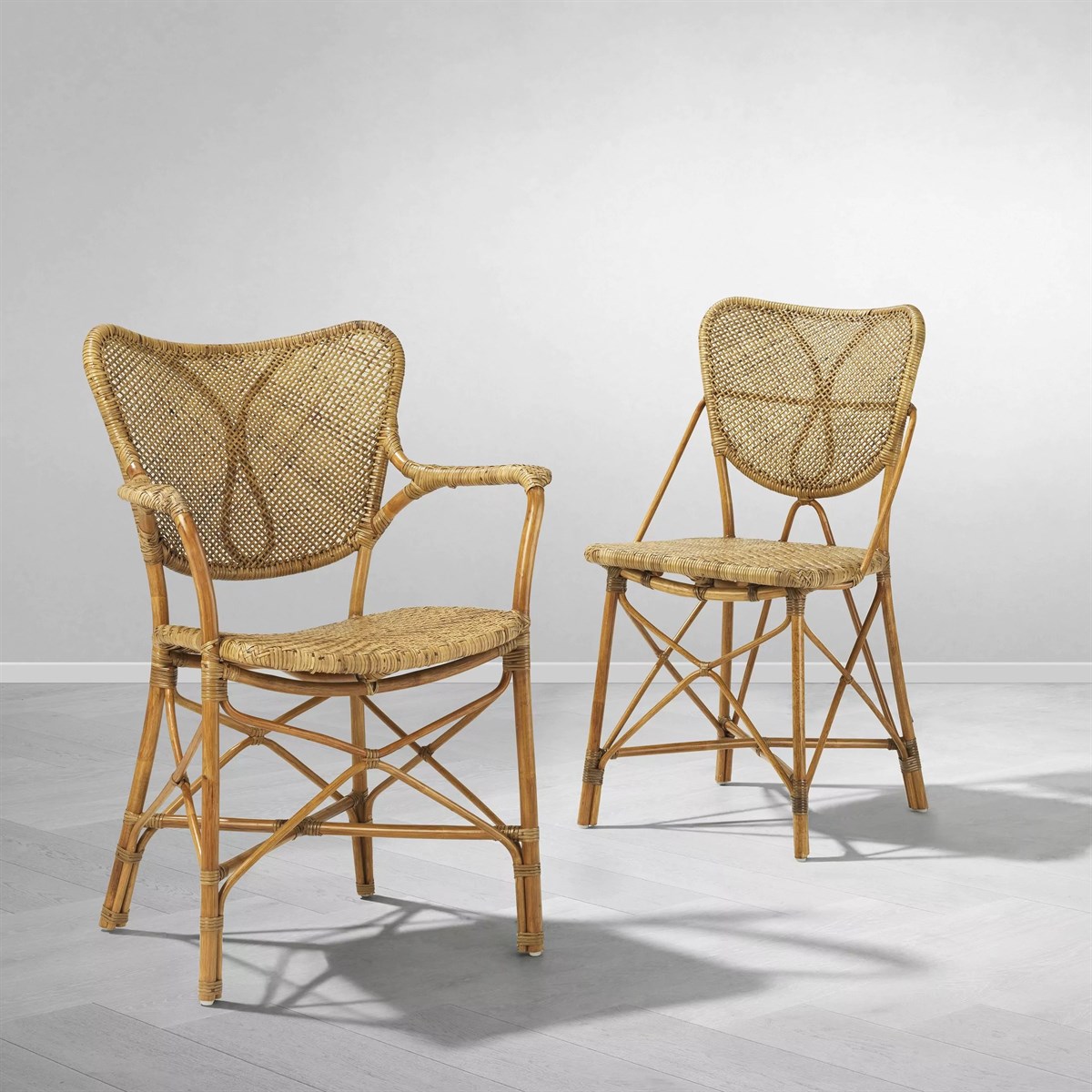 Chair Colony With Arm Honey Finish