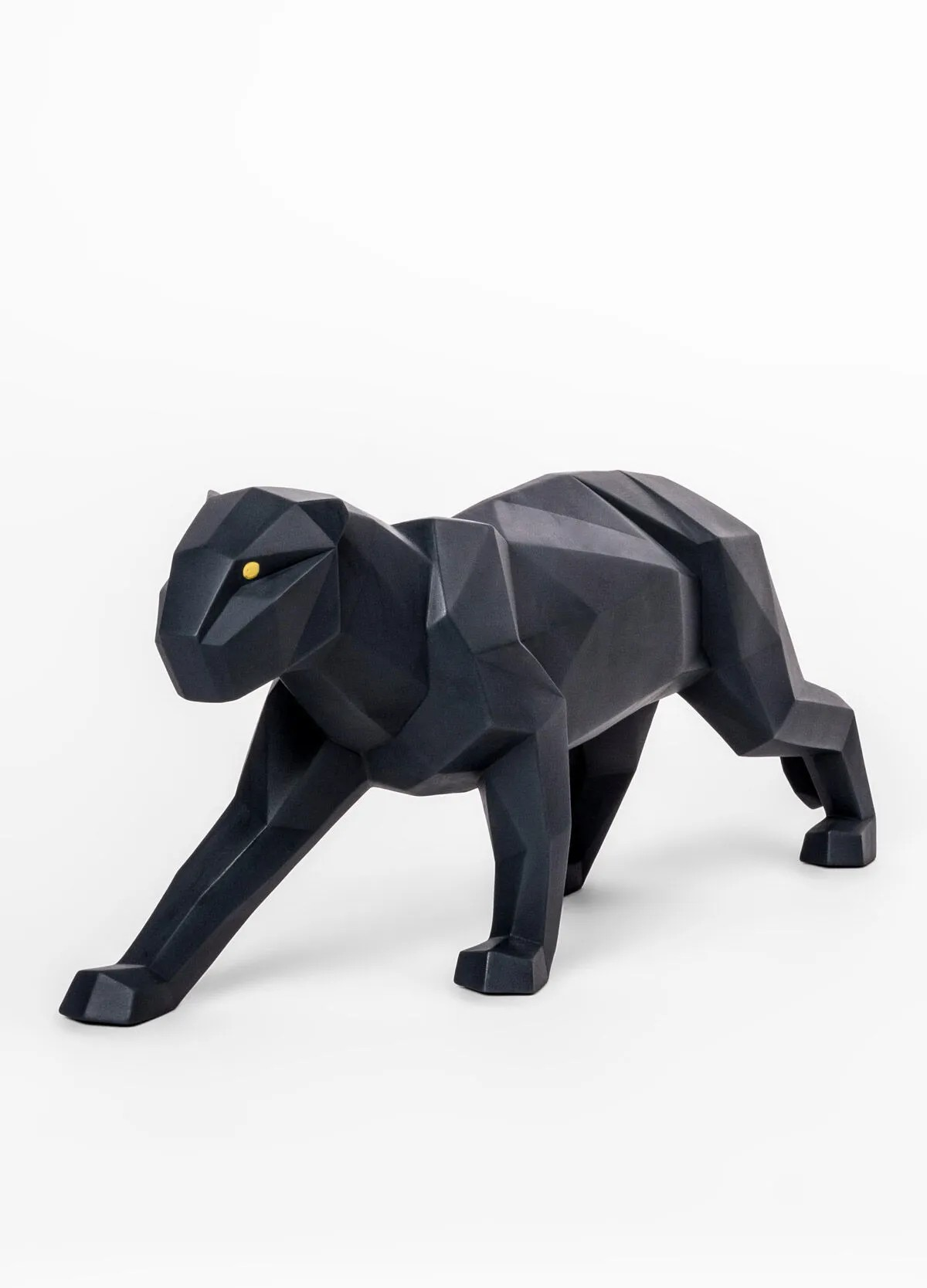 Lladro - Mat Siyah Panter Porselen Heykel