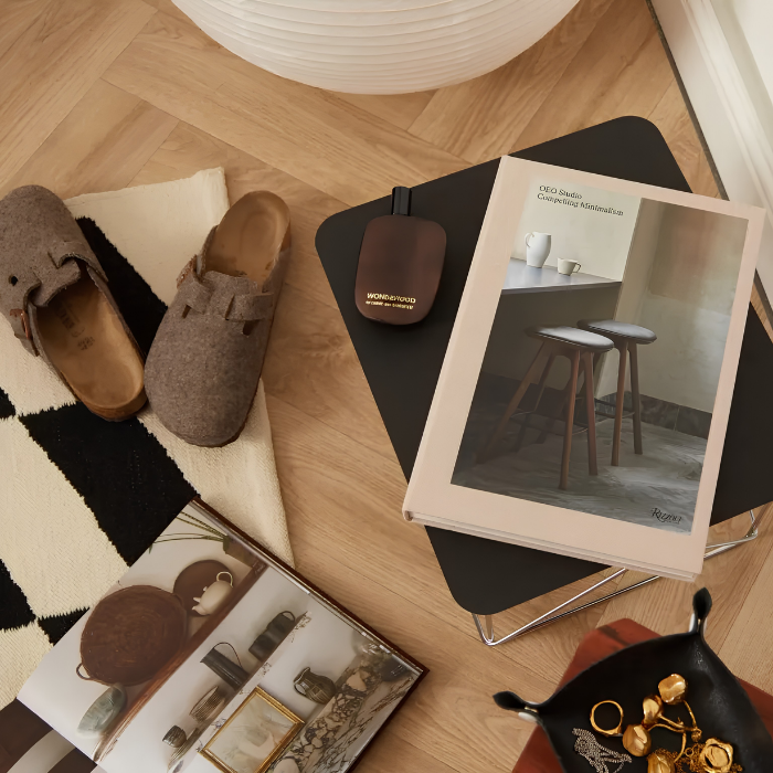OEO Studio Compelling Minimalism Kitap