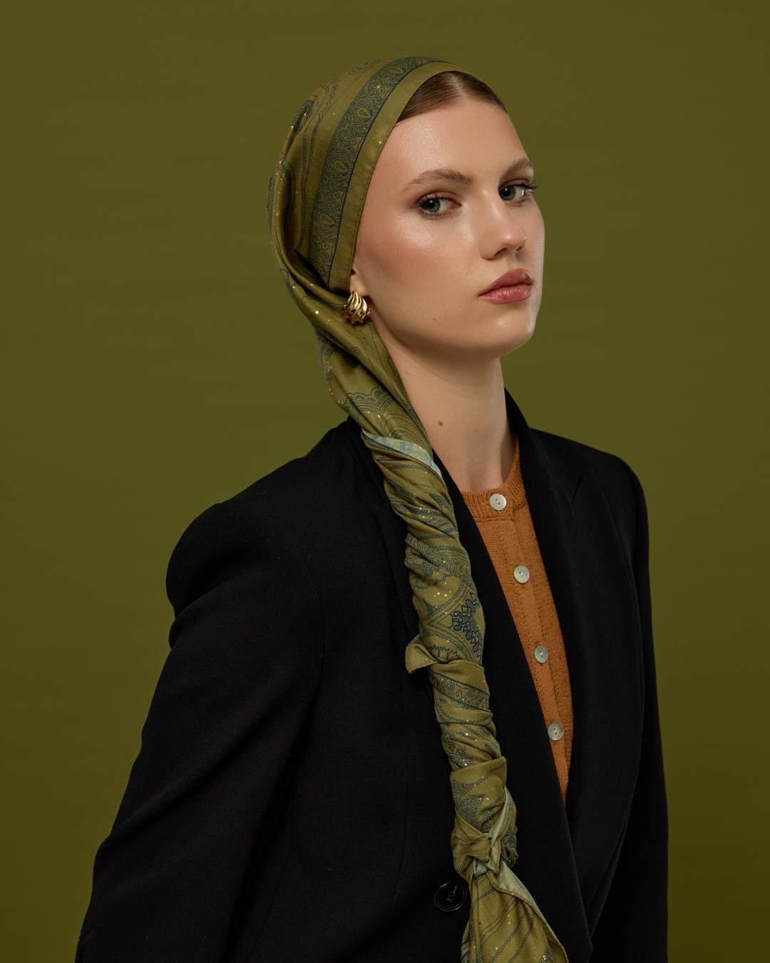 Altın & Lacivert Hürrem Desen Işıltılı Şal