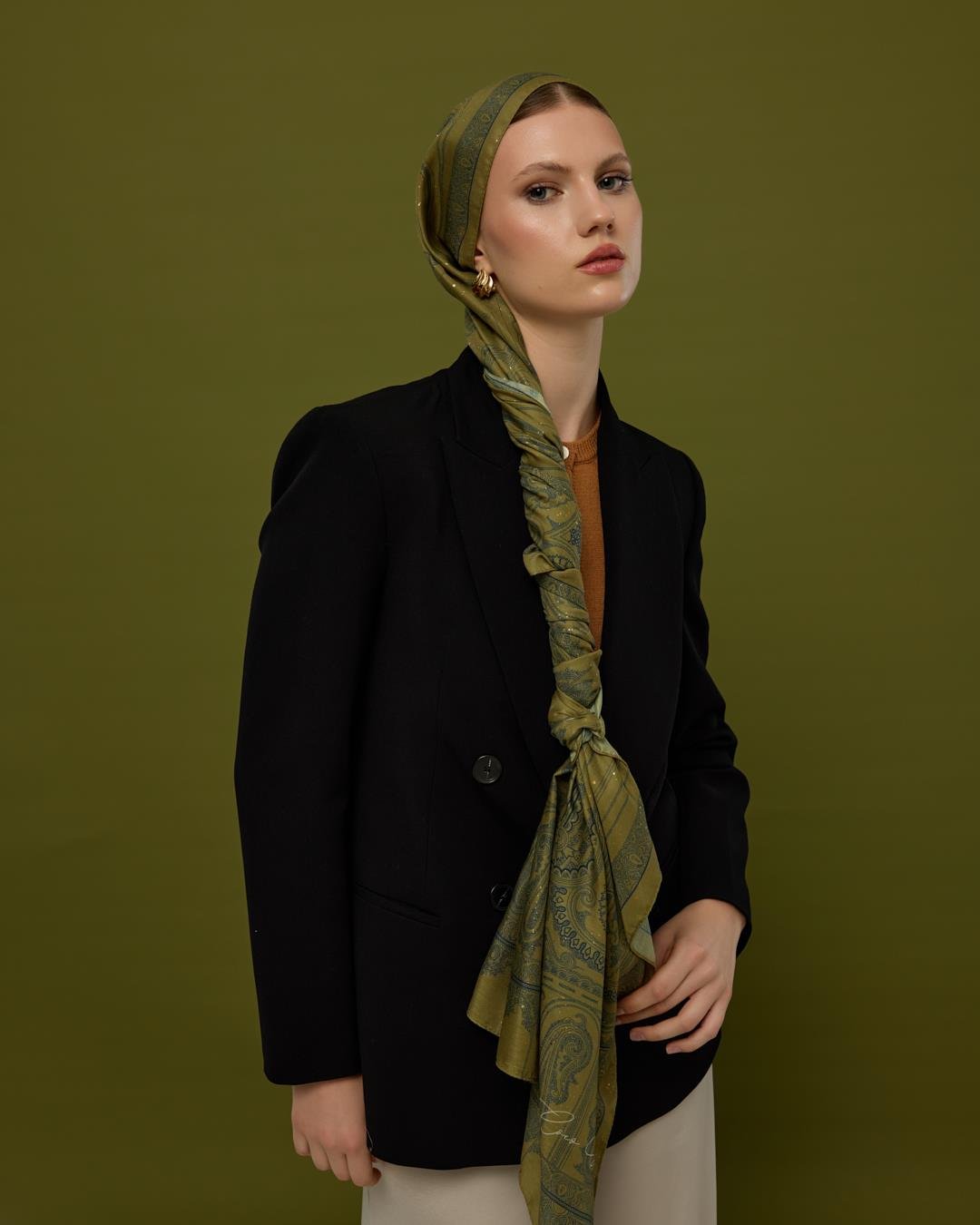 Altın & Lacivert Hürrem Desen Işıltılı Şal