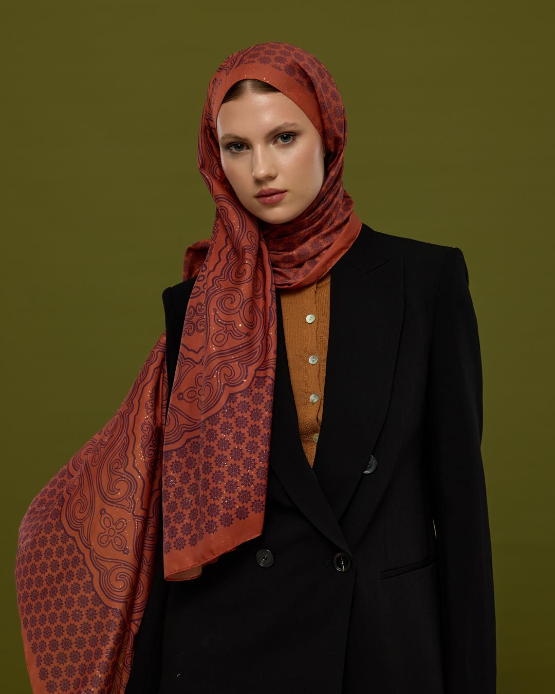 Amber & Patlıcan Bala Hatun Desen Işıltılı Şal