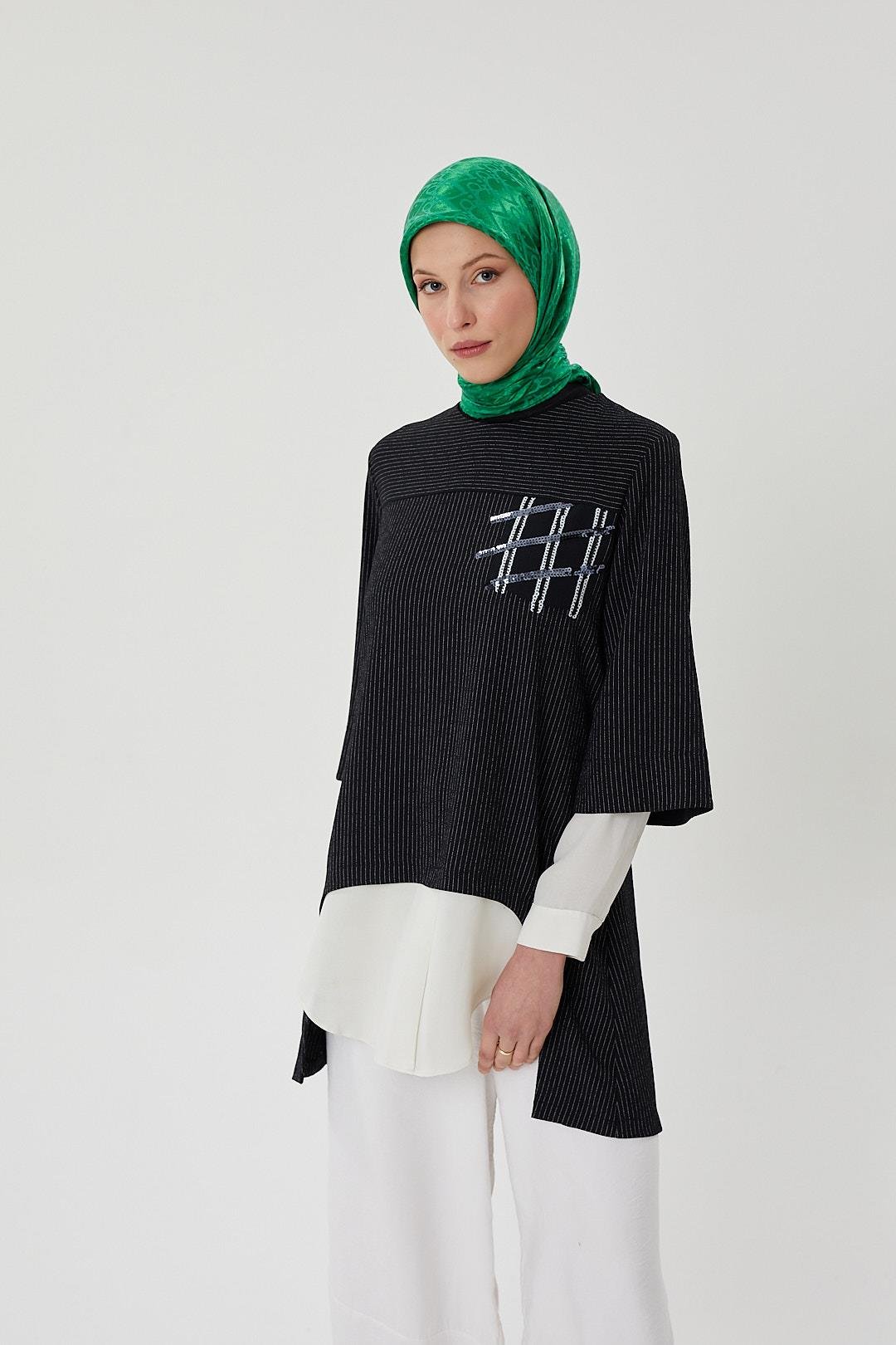 Benetton D Desen Parlak Jakar Eşarp