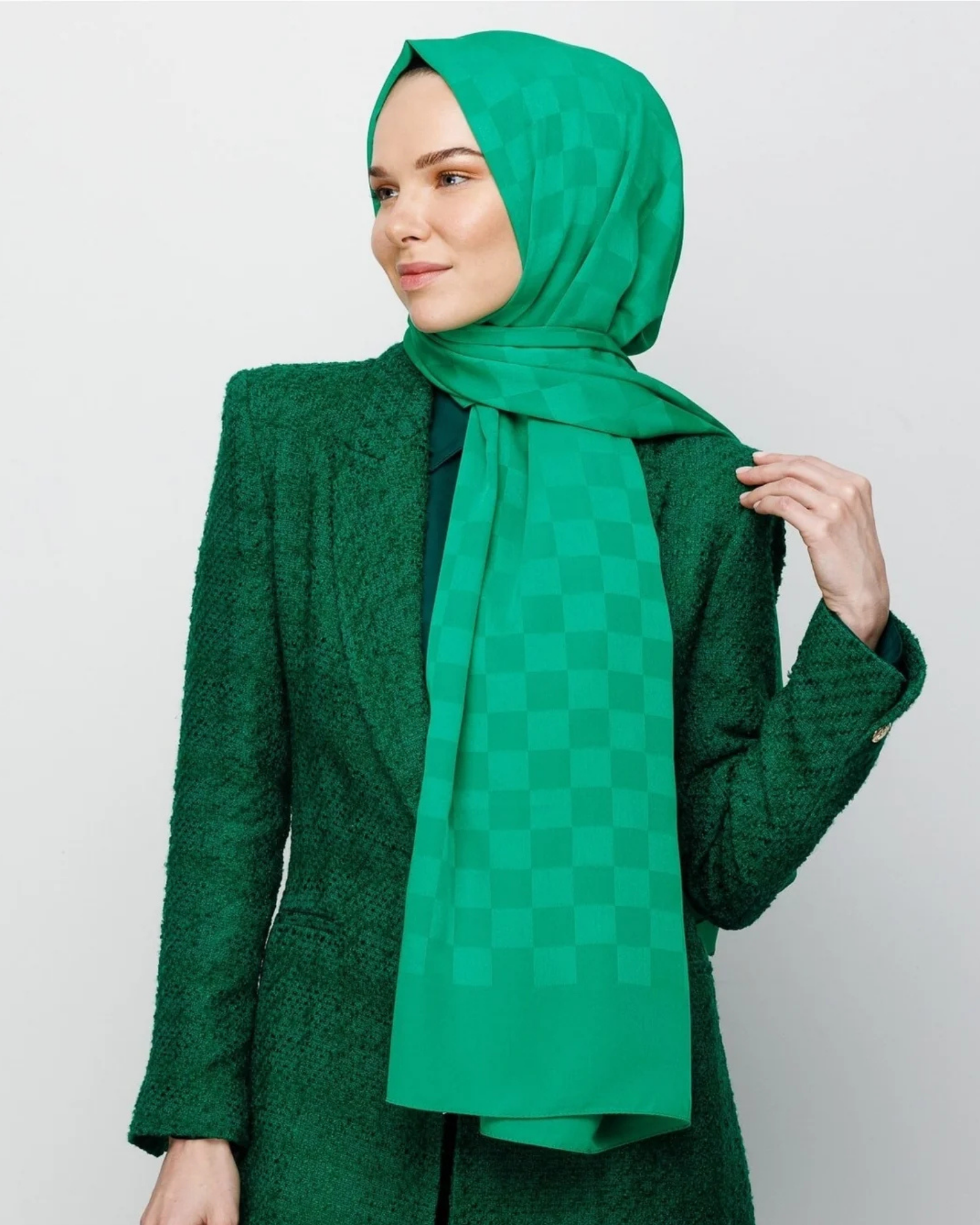 Benetton Yeşili Dama Desen İpeksi Jakar Şal