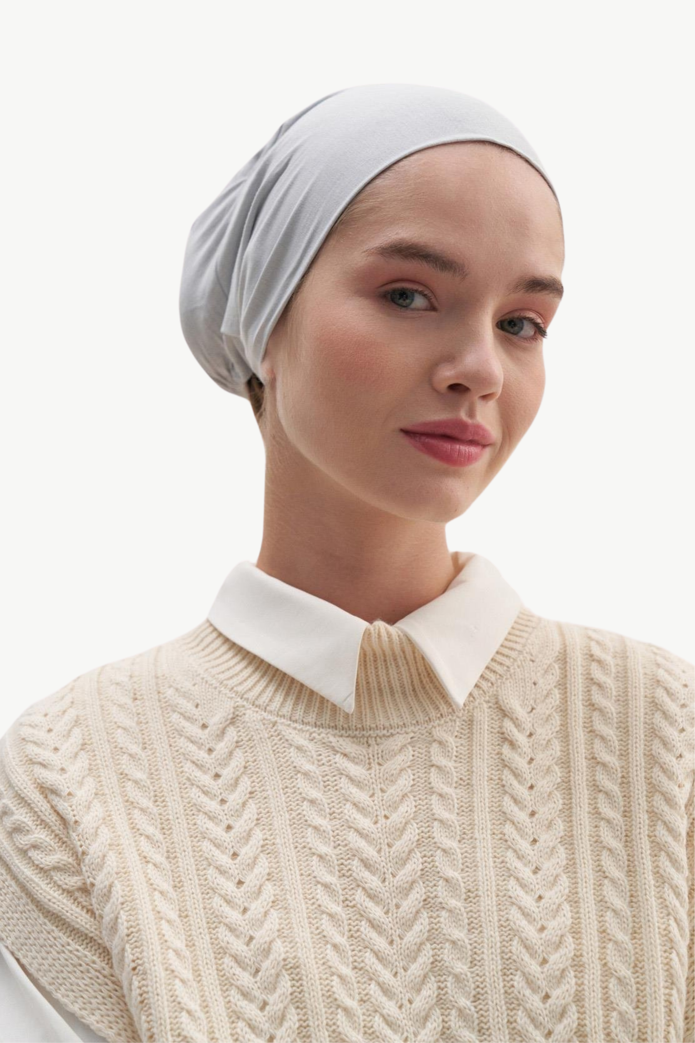 Beyaz Dikişsiz Bone