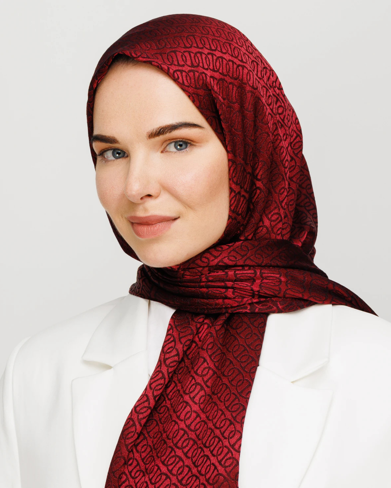 Bordo Forever Desen Parlak Jakar Şal
