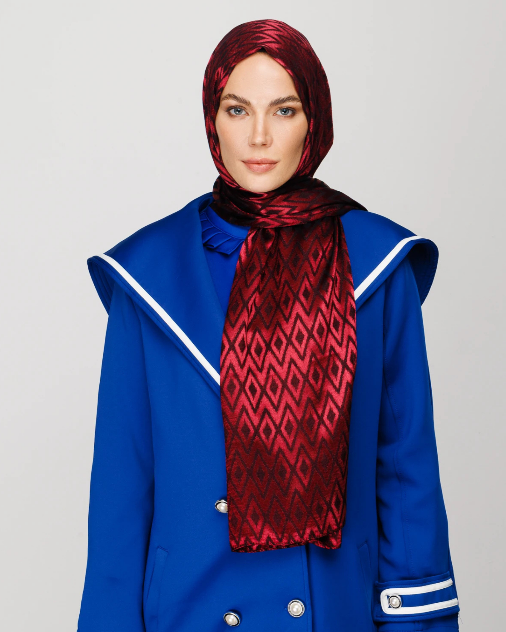 Bordo Karo Desen Parlak Jakar Şal