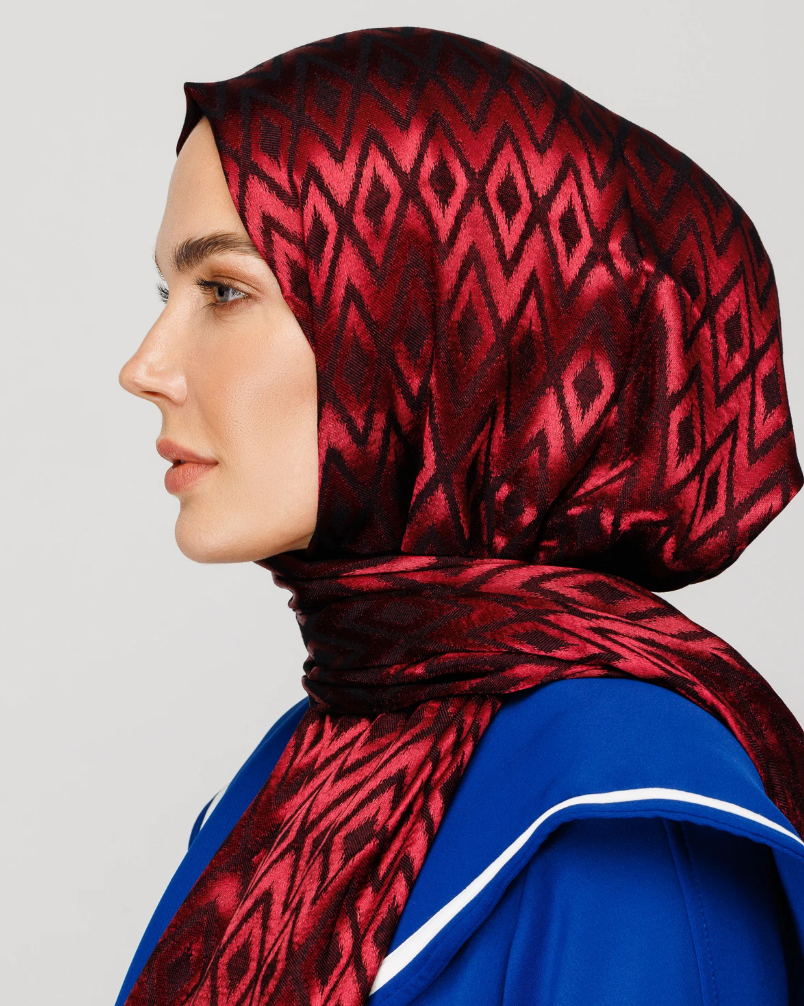Bordo Karo Desen Parlak Jakar Şal