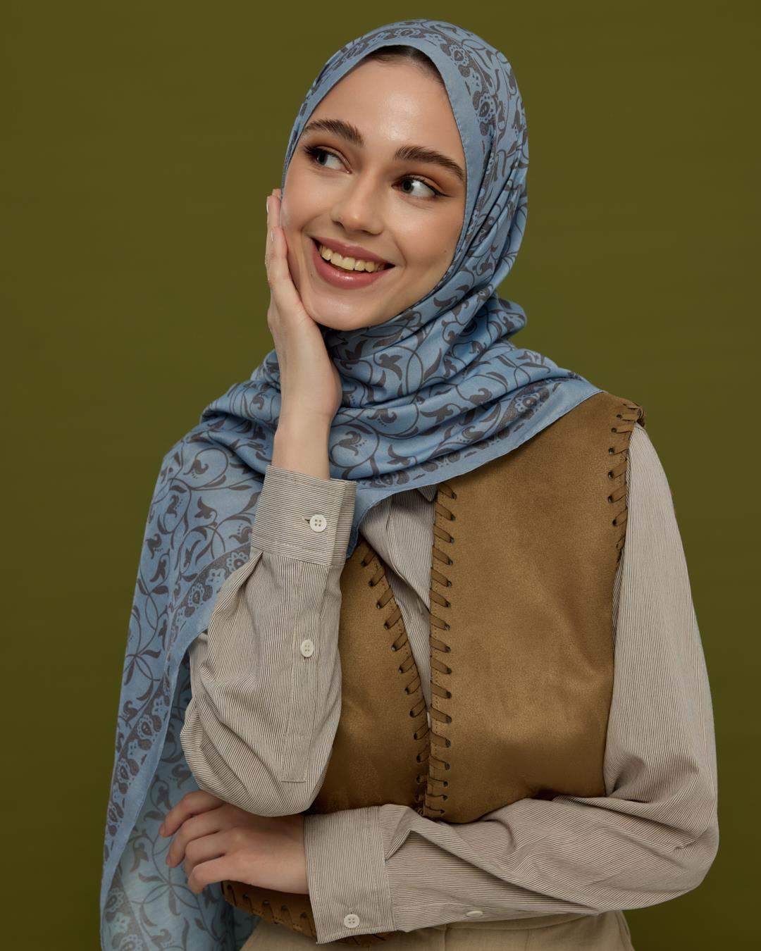Buz Mavisi & Füme Kahve Lale Bahçesi Desen Şal