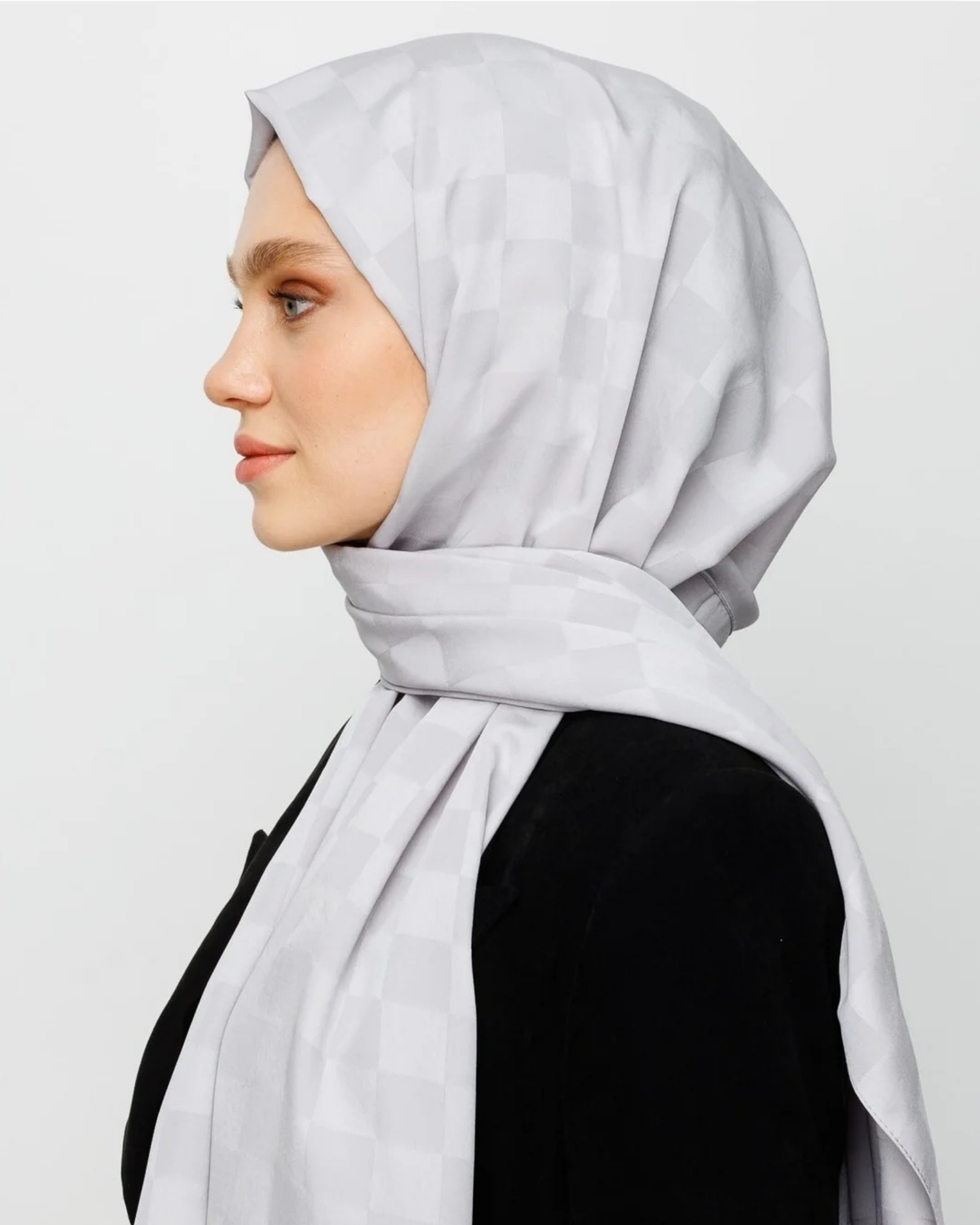 Gümüş Dama Desen İpeksi Jakar Şal