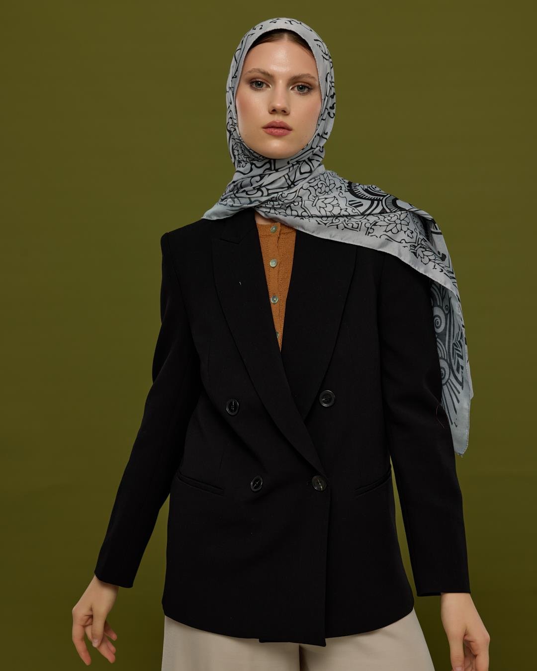 İnci & Siyah Harem Rüyası Desen Şal