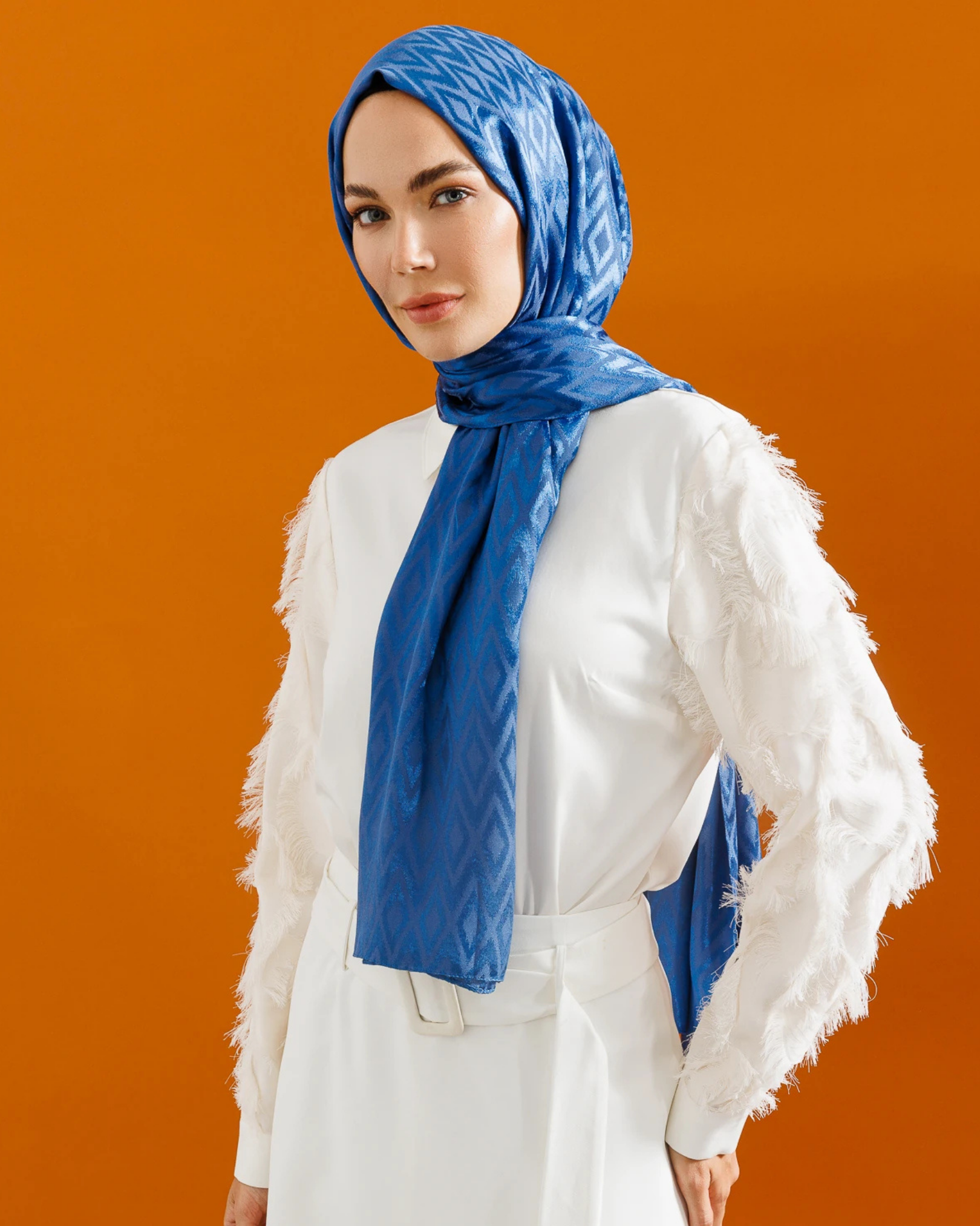 İndigo Karo Desen Parlak Jakar Şal