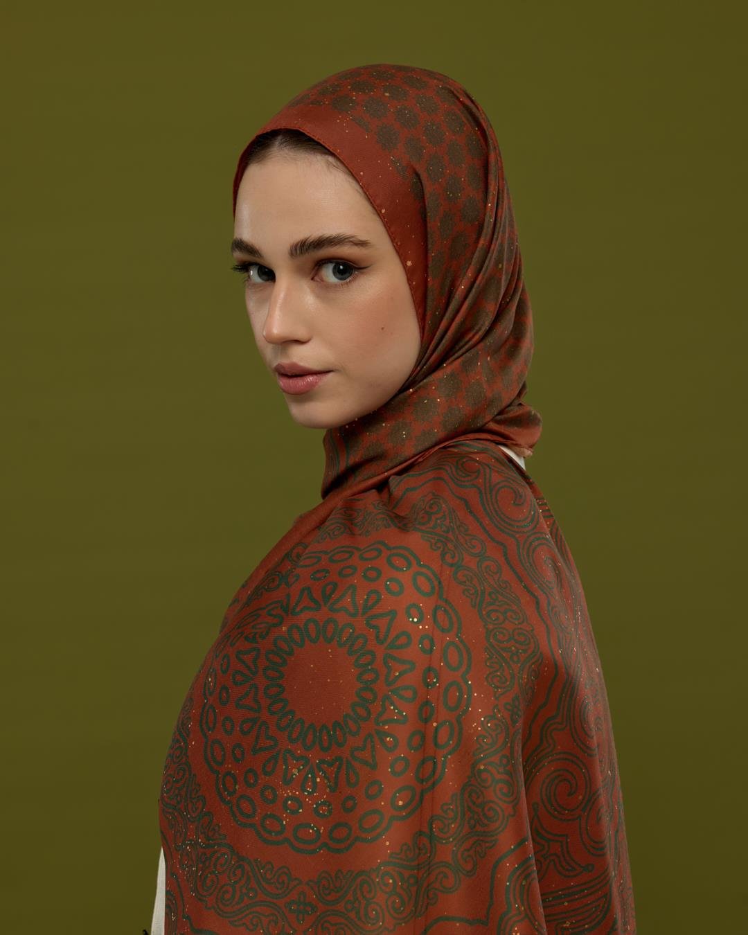 Kızıl Bakır & Koyu Yeşil Bala Hatun Desen Işıltılı Şal