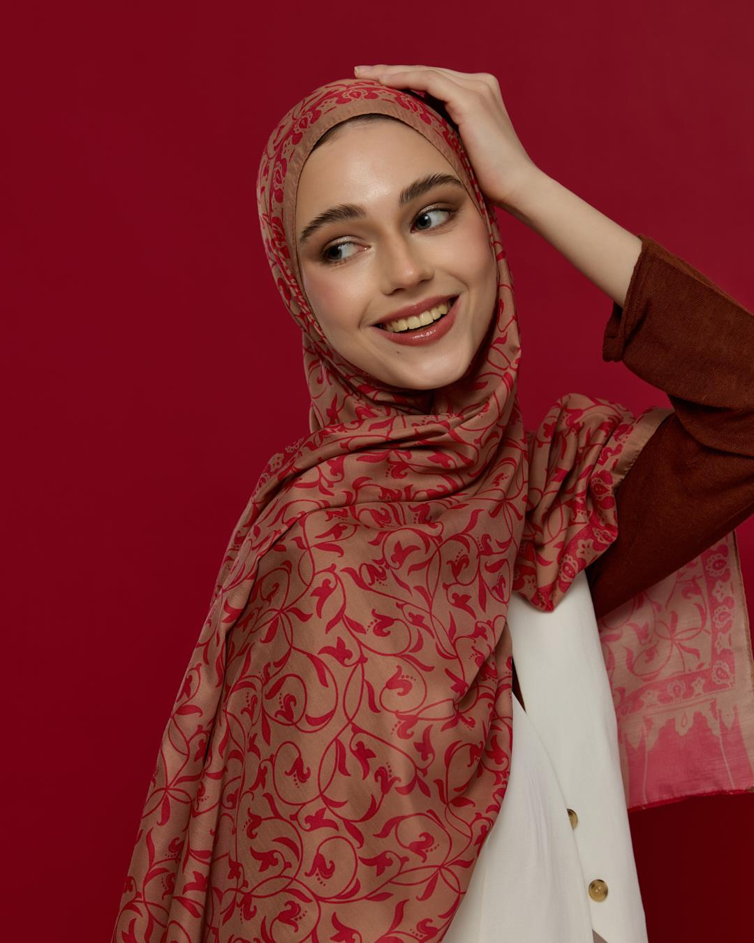 Kum Beji & Nar Çiçeği Lale Bahçesi Desen Şal