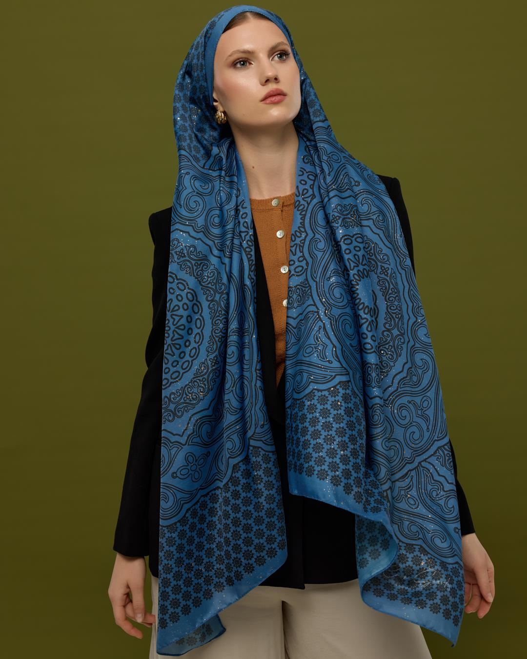 Mavi & Gece Bala Hatun Desen Işıltılı Şal