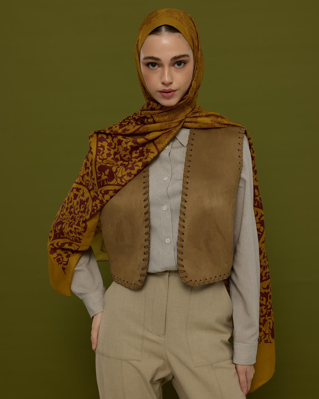 Saf Altın & Tarçın Rüzgarı Saraylı Desen Şal