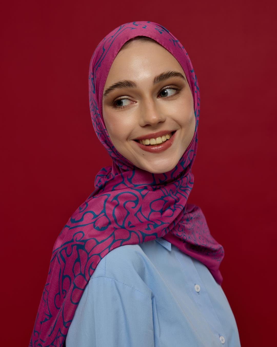 Şakayık Pembesi & Çini Mavisi Harem Rüyası Desen Şal