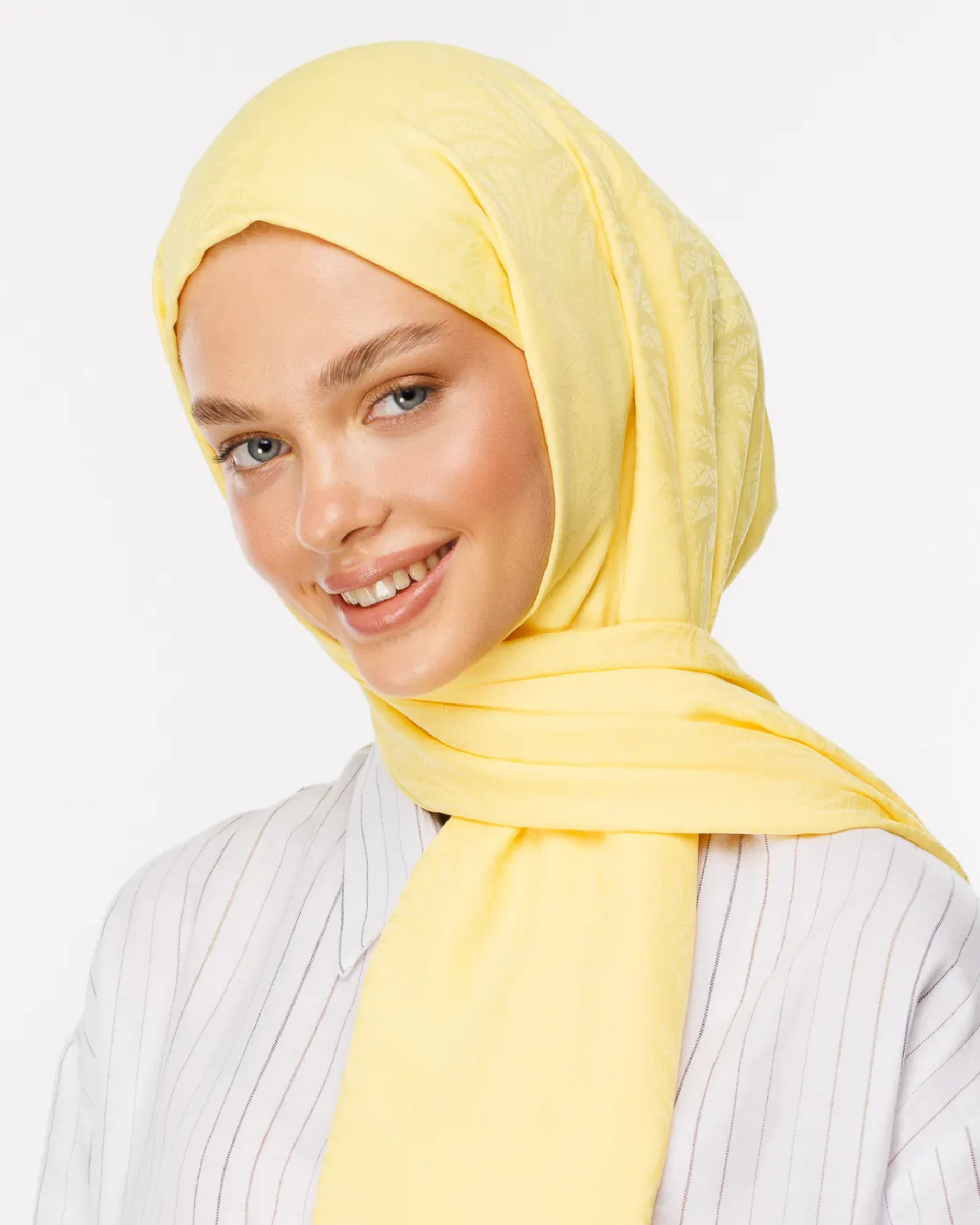 Sarı Artemis Desen İpeksi Jakar Şal