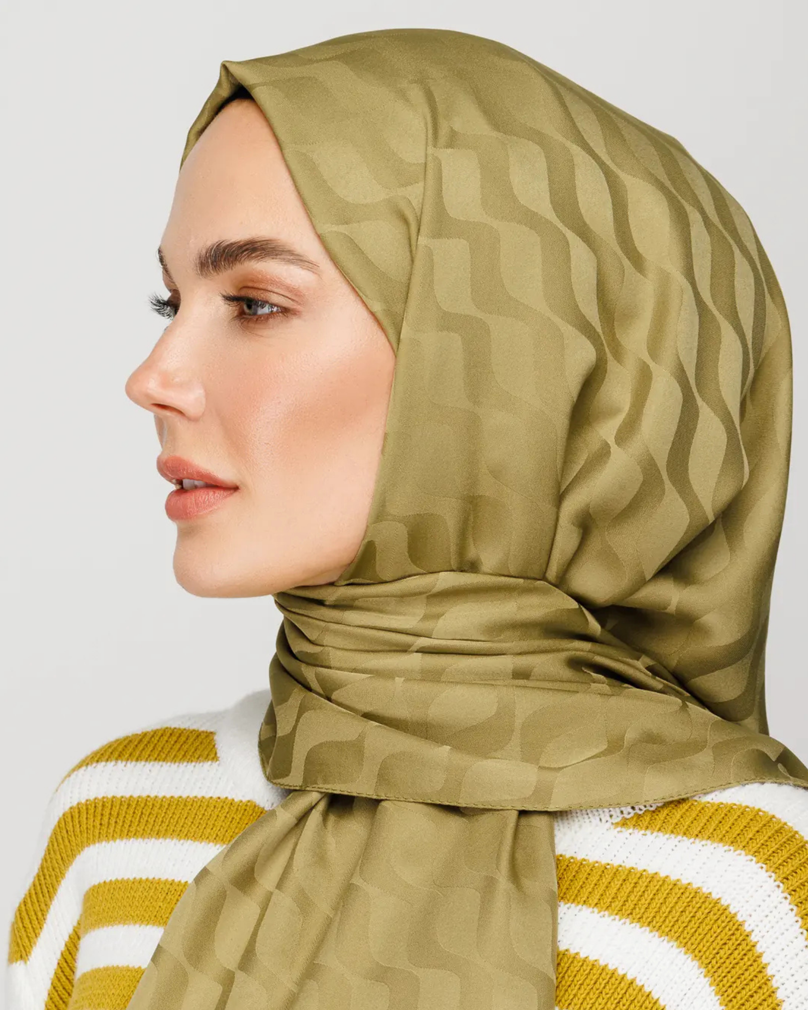 Soft Yeşil Su Yolu Desen İpeksi Jakar Şal