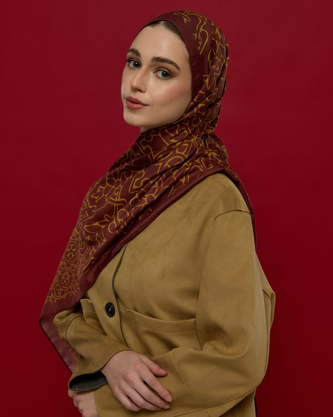 Tarçın Rüzgarı & Saf Altın Harem Rüyası Desen Şal