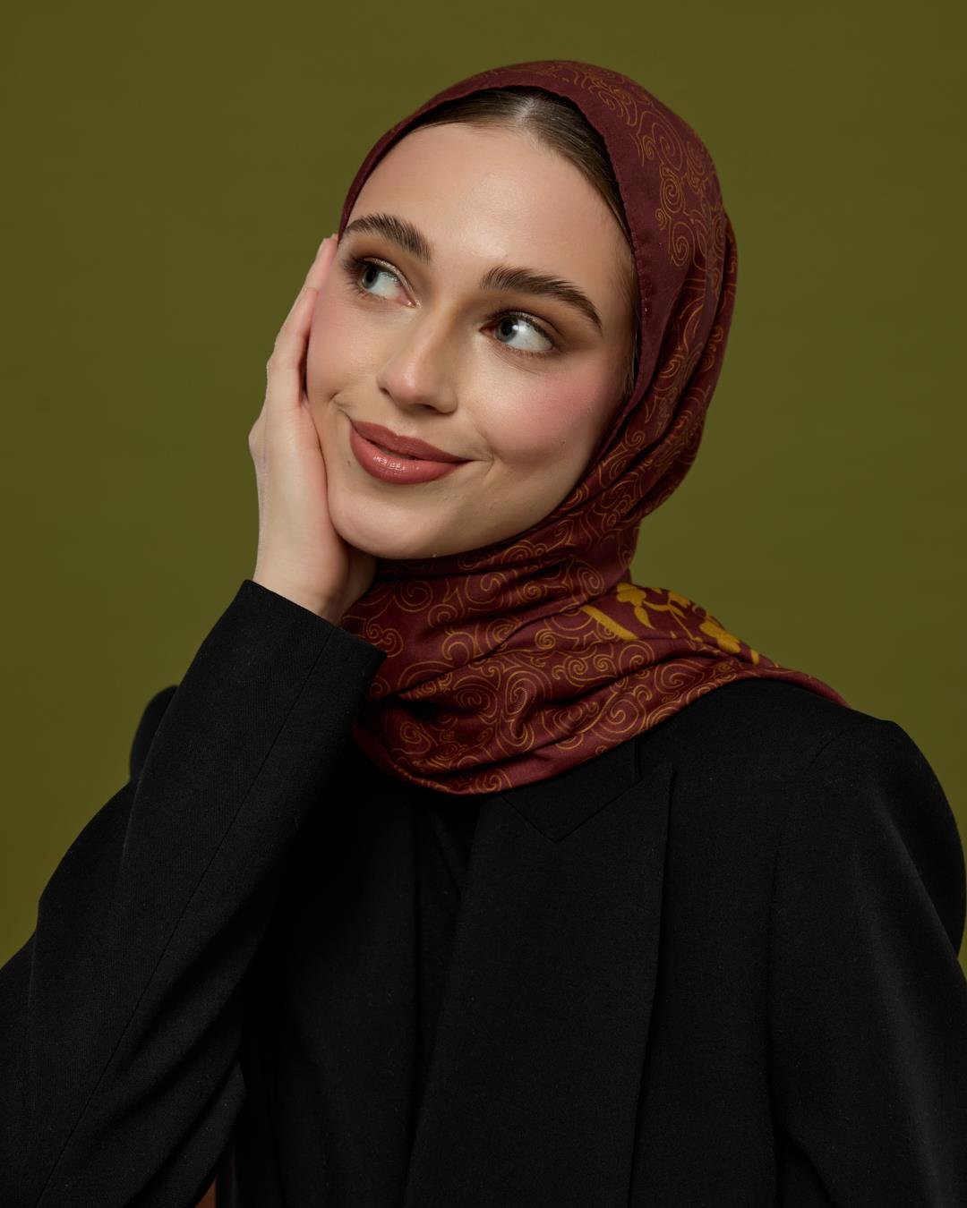 Tarçın Rüzgarı & Saf Altın Saraylı Desen Şal