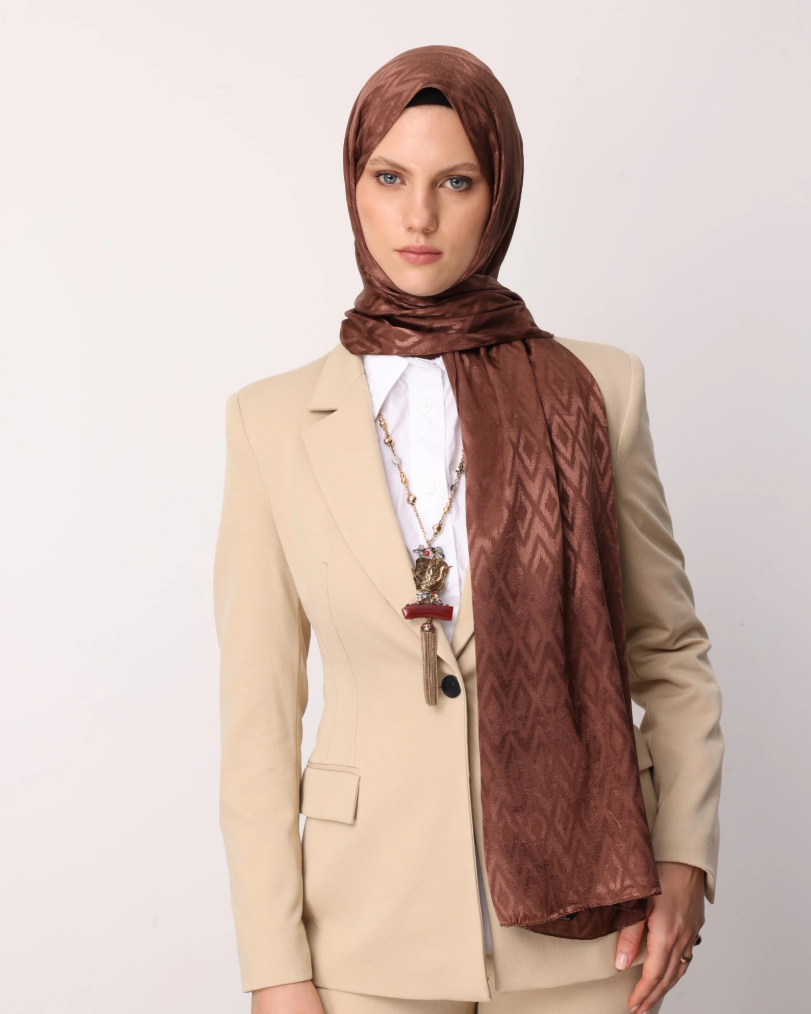 Yalı Karo Desen Parlak Jakar Şal
