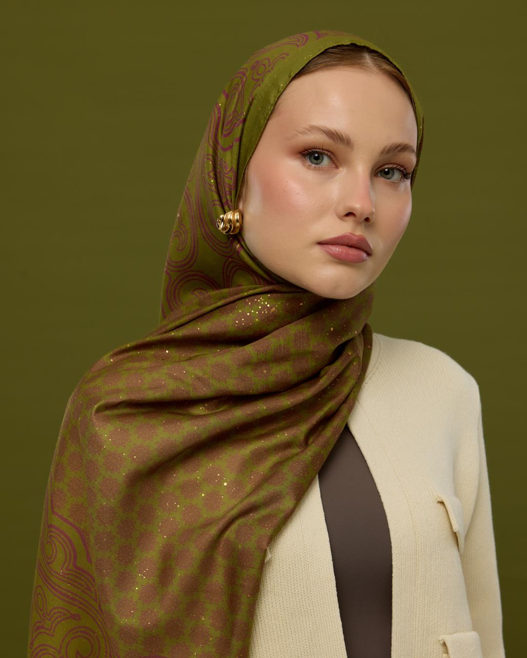 Zeytin Çiçeği & Mürdüm Bala Hatun Desen Işıltılı Şal