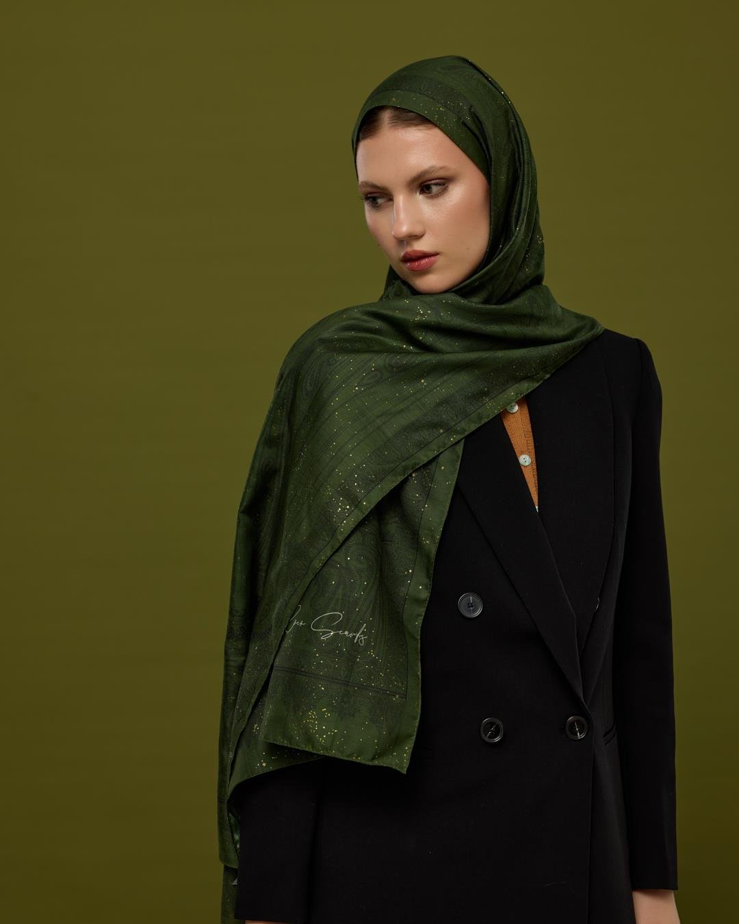 Zeytin & Siyah Hürrem Desen Işıltılı Şal