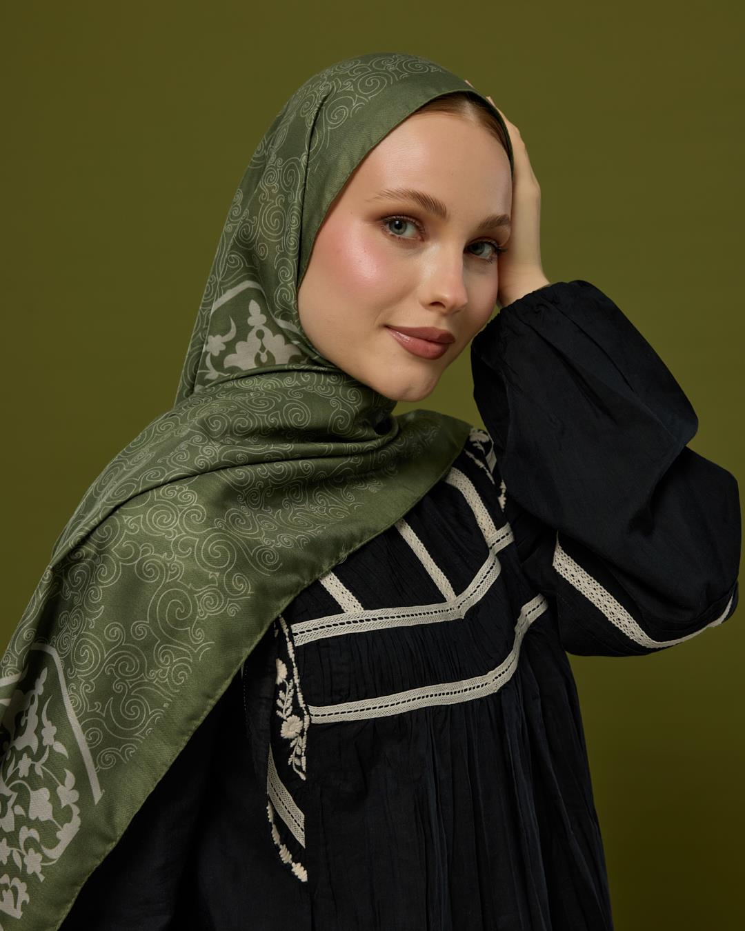 Zeytin Yeşili & Badem Kremi Saraylı Desen Şal