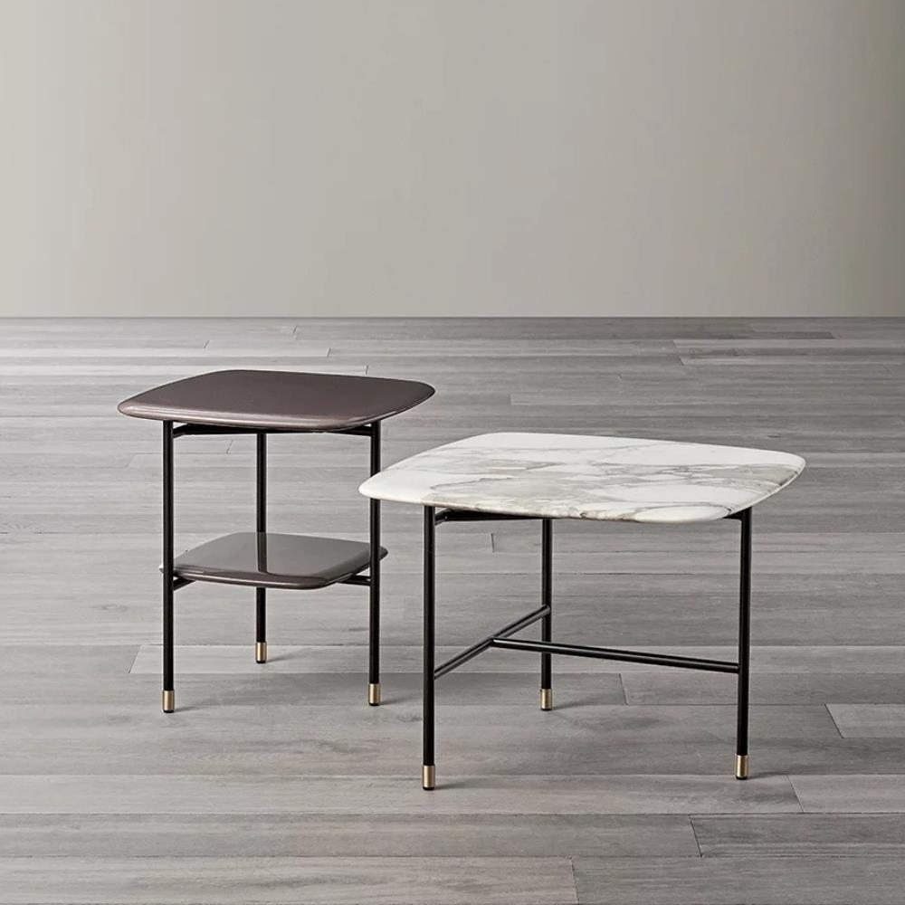 Adrian 45 Alçak Yan Sehpa-Frame Varnished Matt Black-Bronzed Brass-Tabla Glossy Cherry-(ADRTB45)