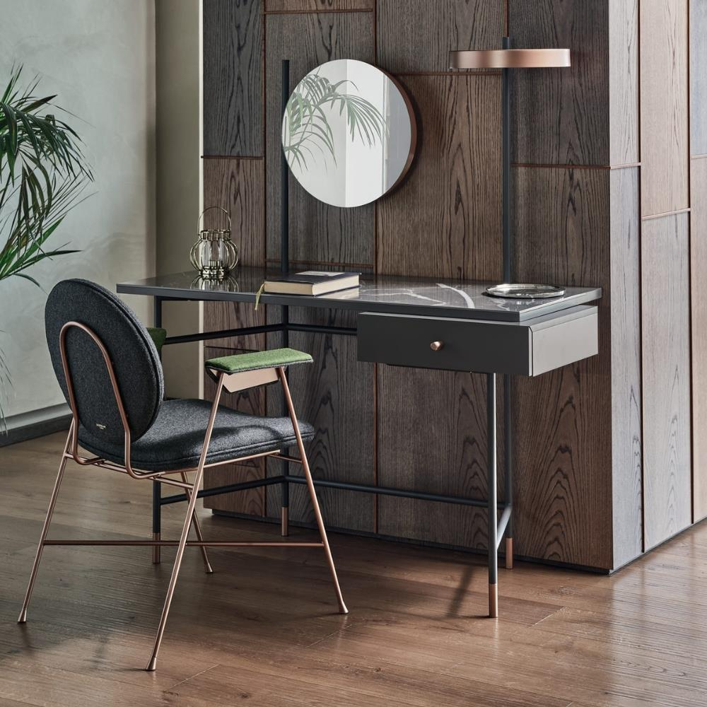 Vanity Çalışma Masası-Frame Aged Brass (M328)-Decorative Details Aged Brass (M328) Top and Drawer Natural Concert (L054)