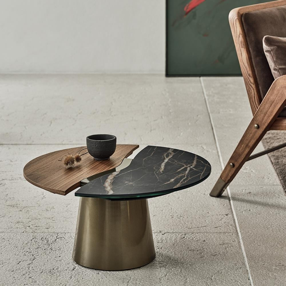 Yang Orta Sehpa (60)-Frame Aged Brass (M328)-Top Calacatta Matt (CM032)-Top Charcoal Oak Veneer (L038)