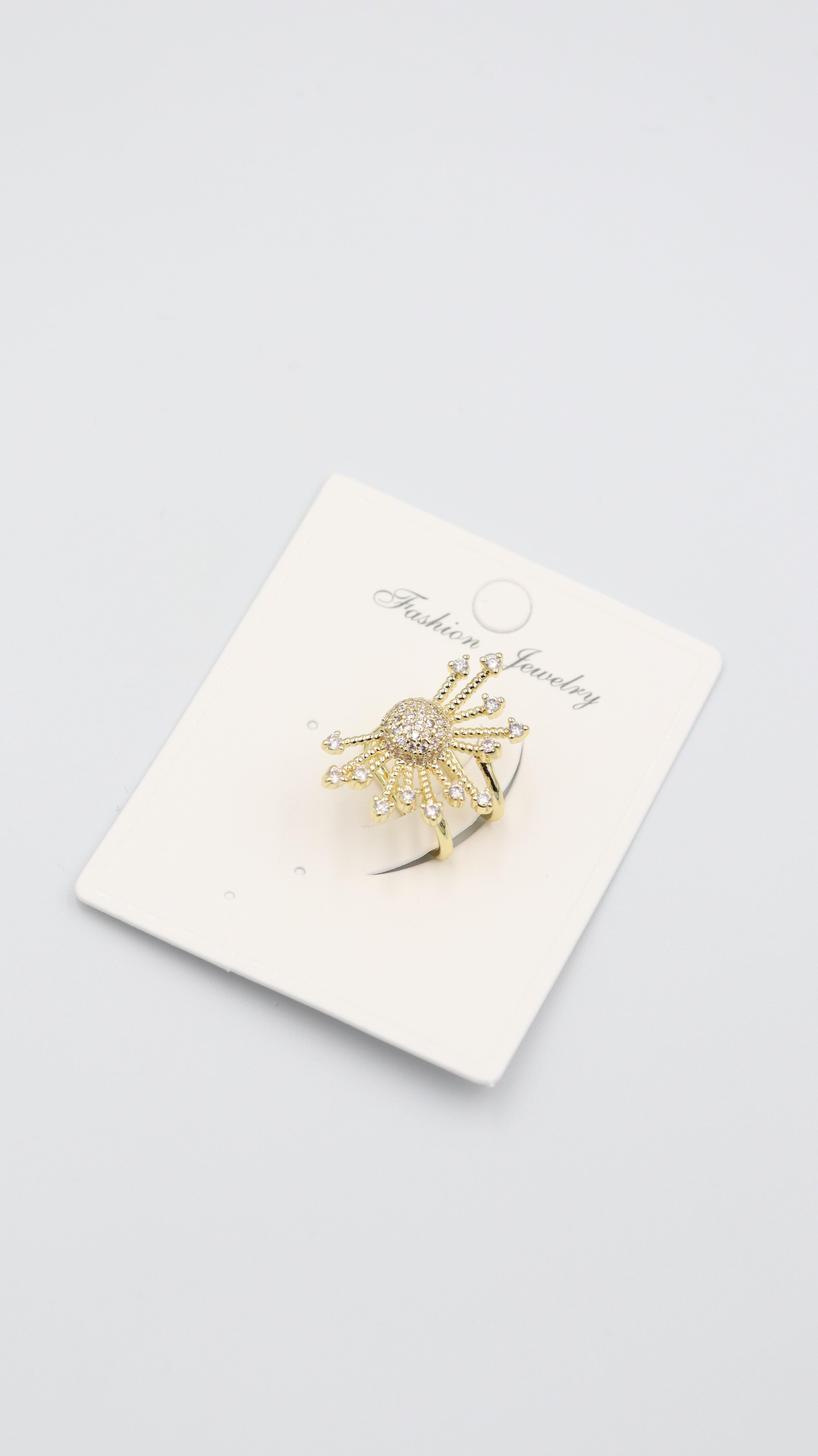 EARCUFF