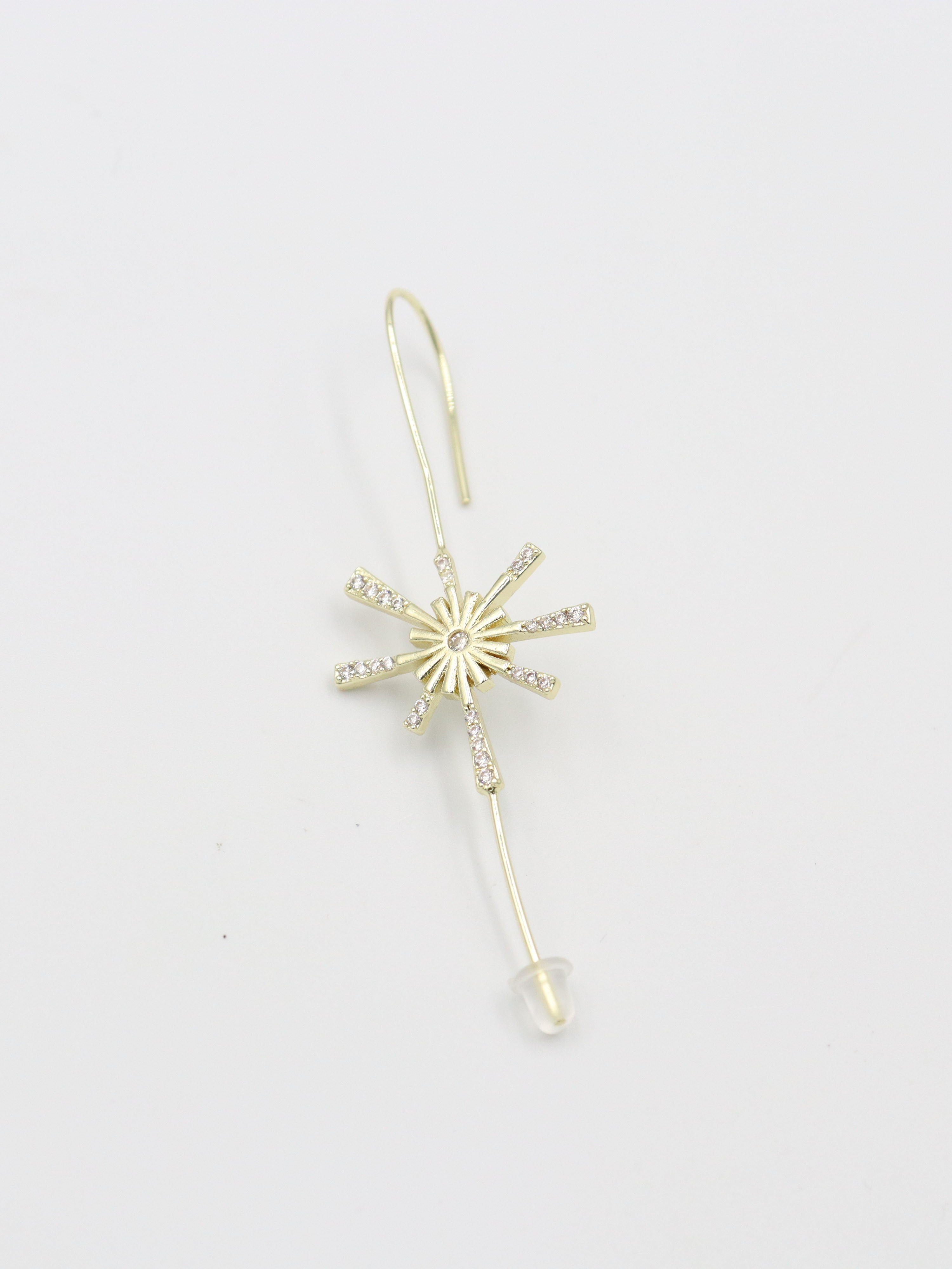 EARCUFF