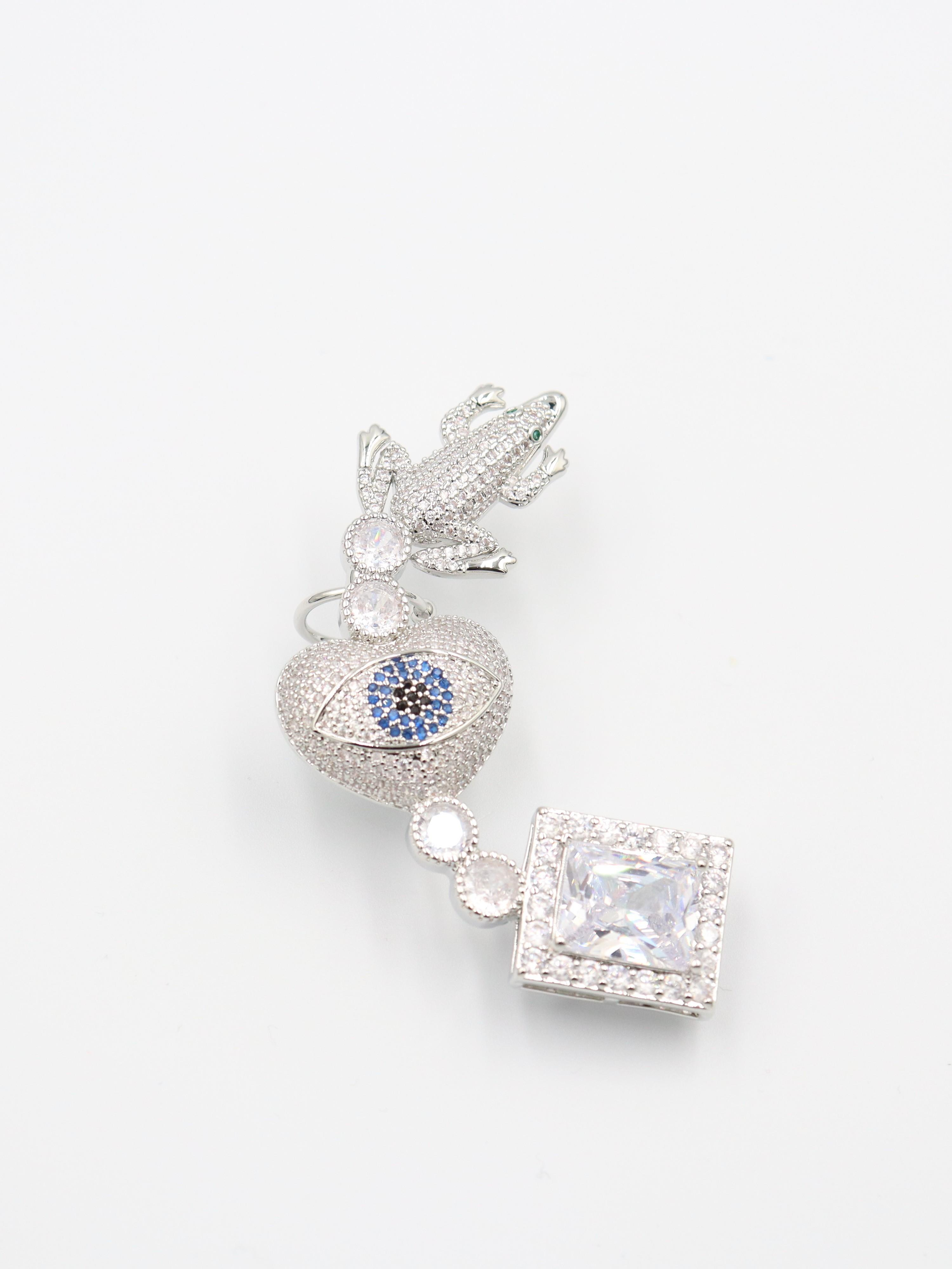 EARCUFF