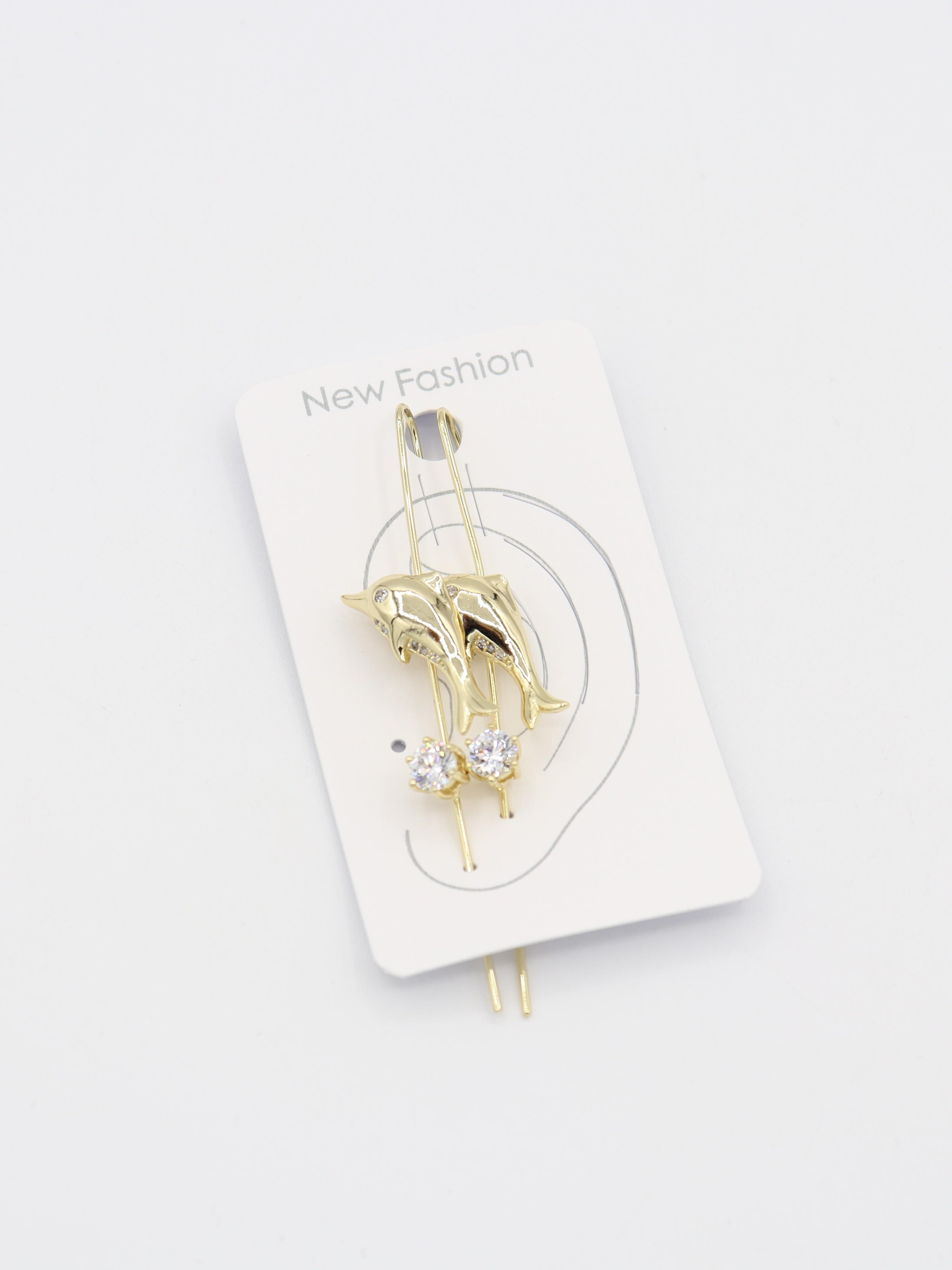 EARCUFF