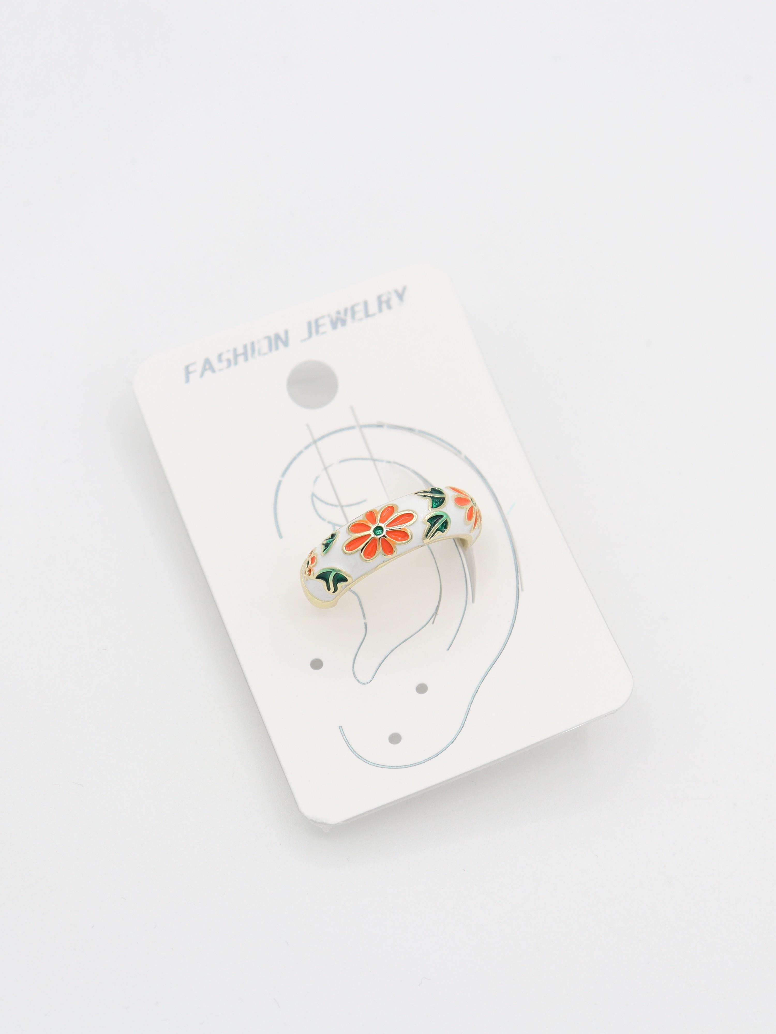 EARCUFF